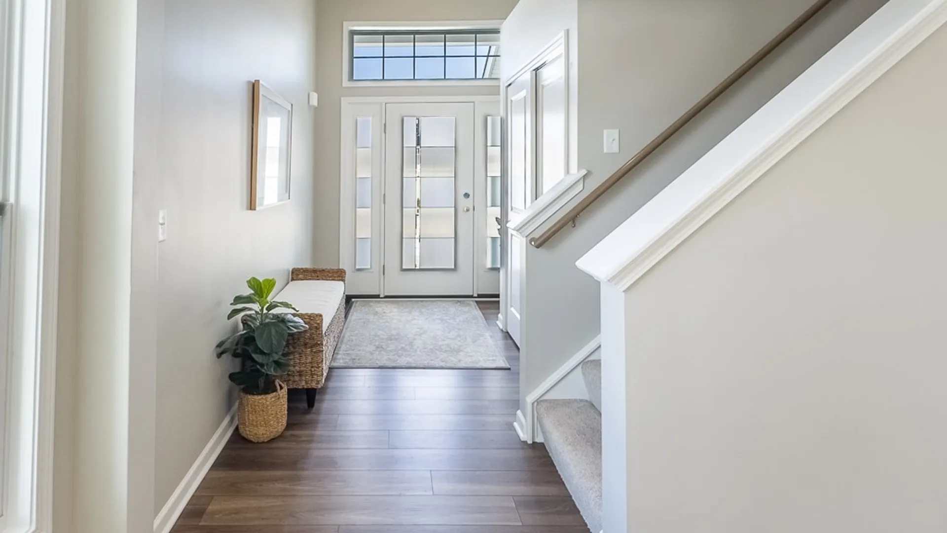 Property at 160 Cloverleaf Court, Cheektowaga, NY 14043 6