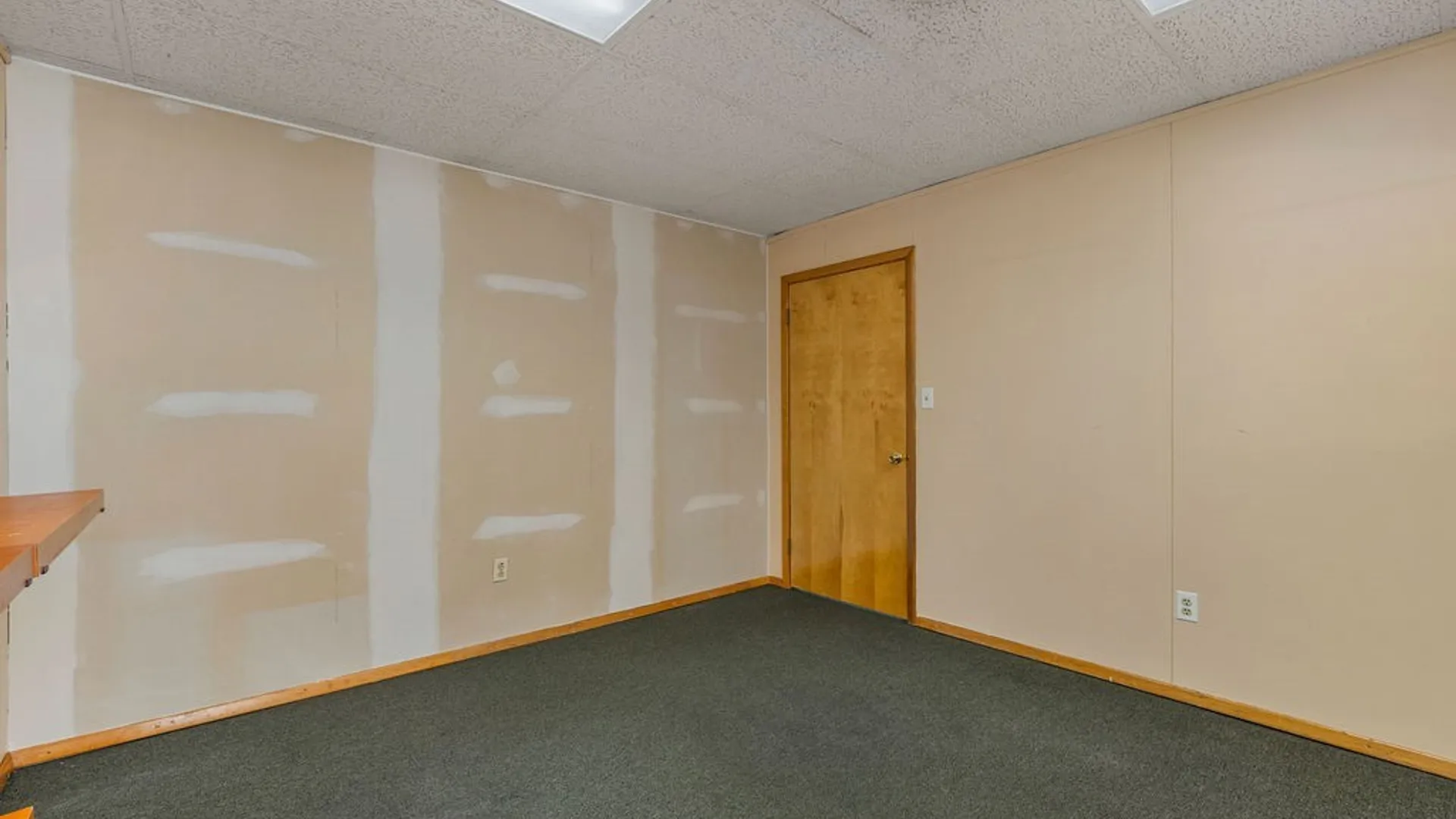 Property at 3435 Harlem Road, Cheektowaga, NY 14225 42