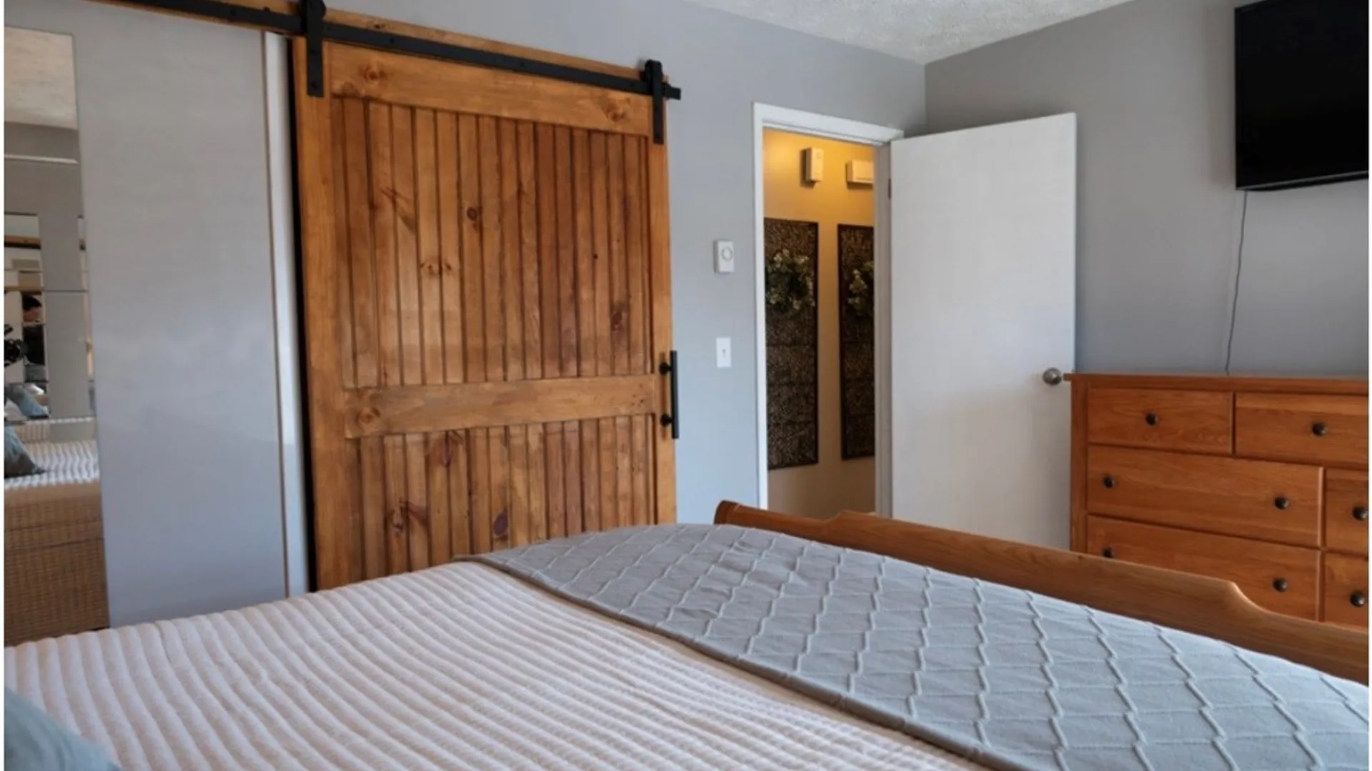 Property at 3 Perkins Place, Bath, NY 14810 10