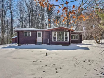 Property at 13357 Ward Road, Holland, NY 14080