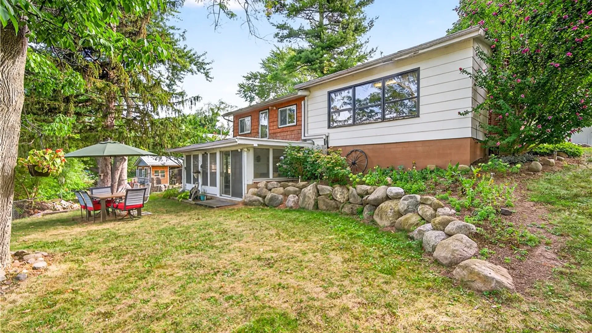 Property at 2056 Eagle Harbor Waterport Road, Carlton, NY 14411 5