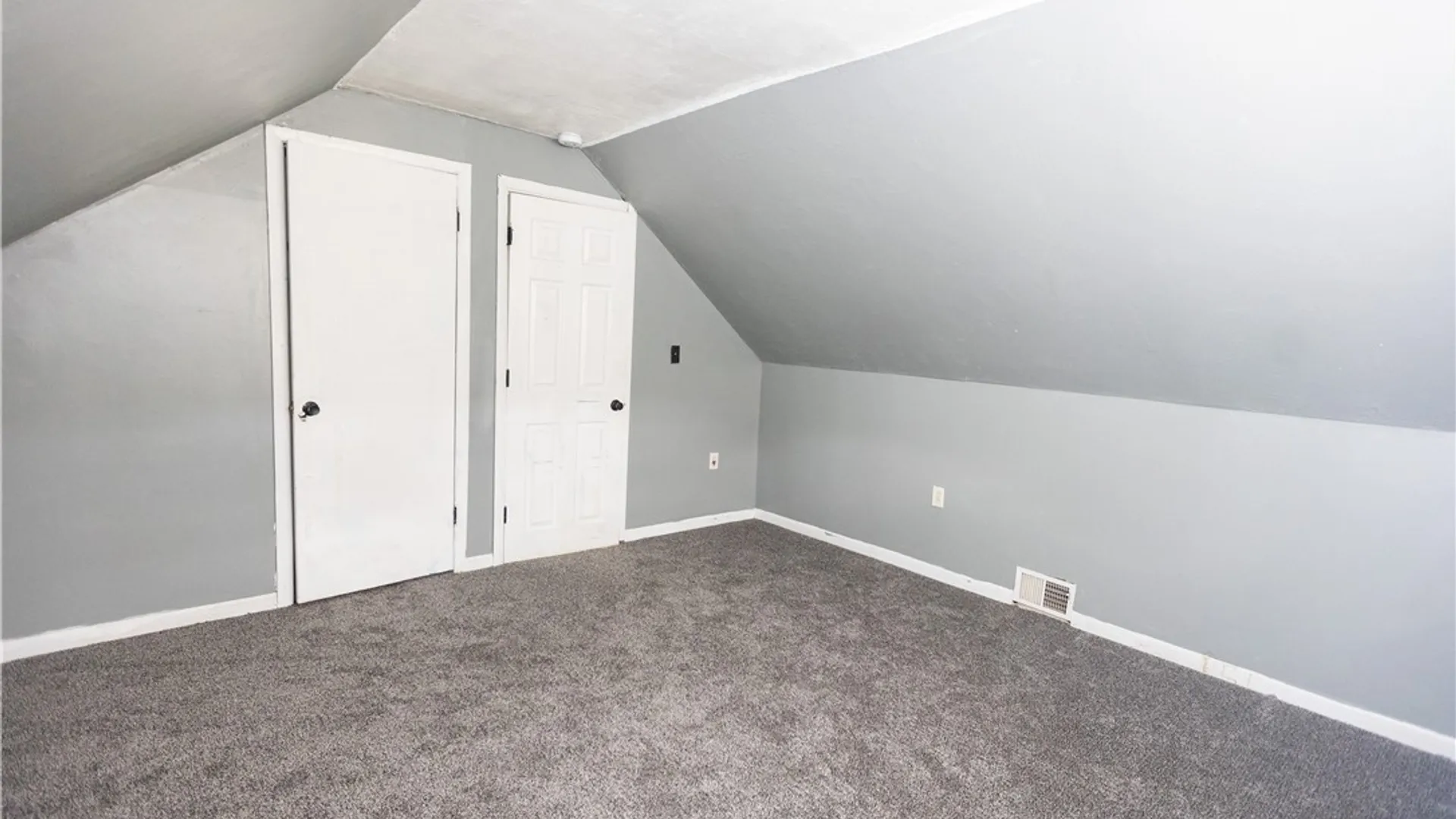 Property at 63 Sprucewood Drive, Cheektowaga, NY 14227 21