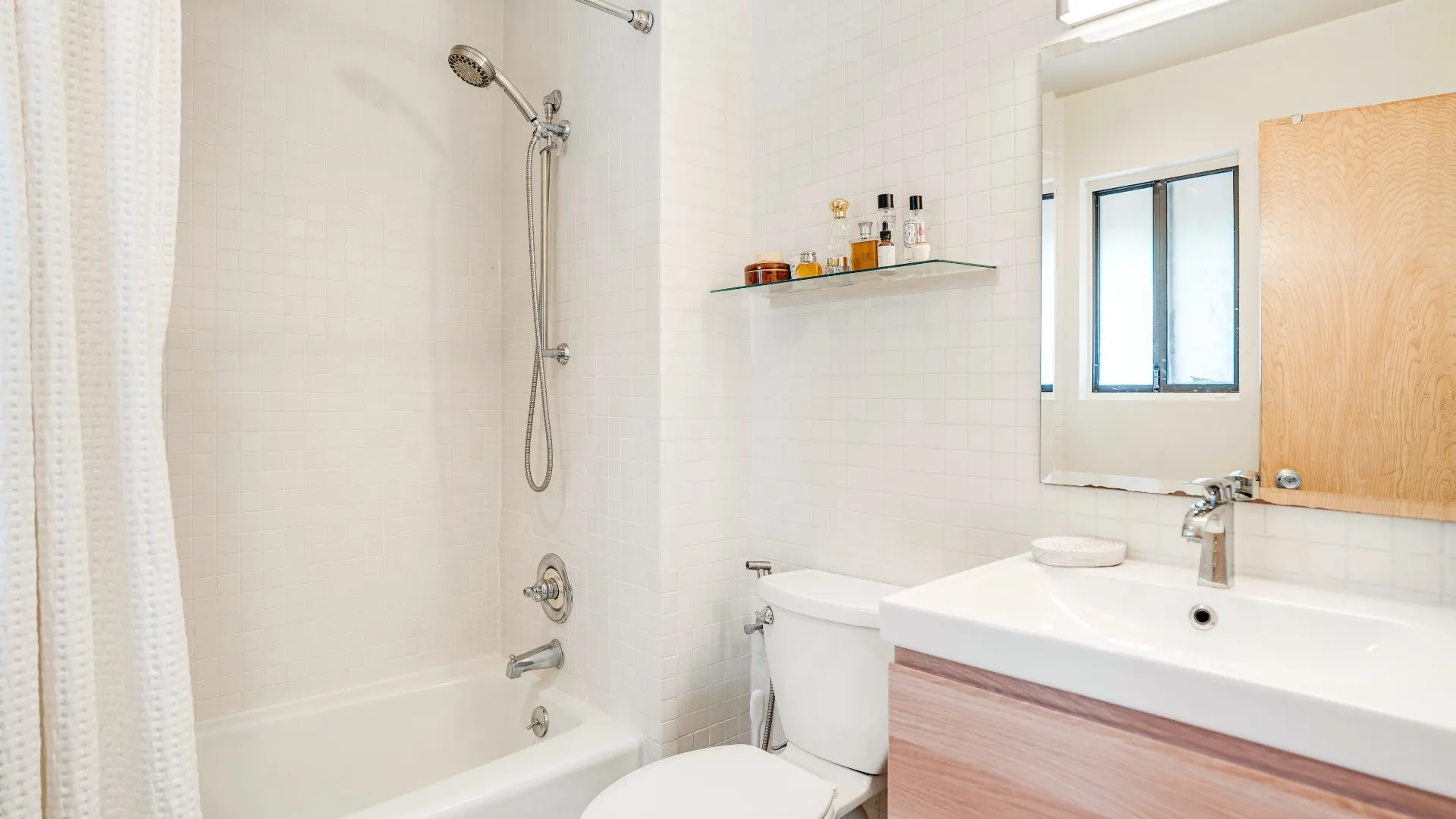 Property at 187 Middle Highway, East Hampton, NY 11937 30