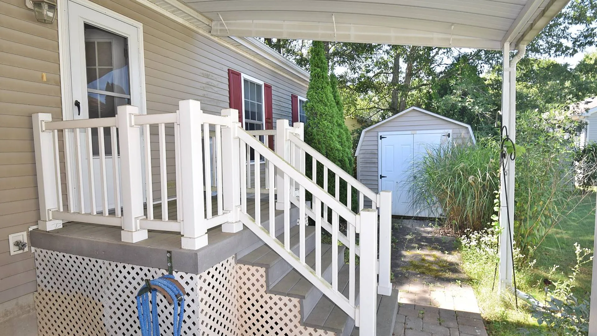 Property at 1661 old country rd, RIVERHEAD, NY 11901 5