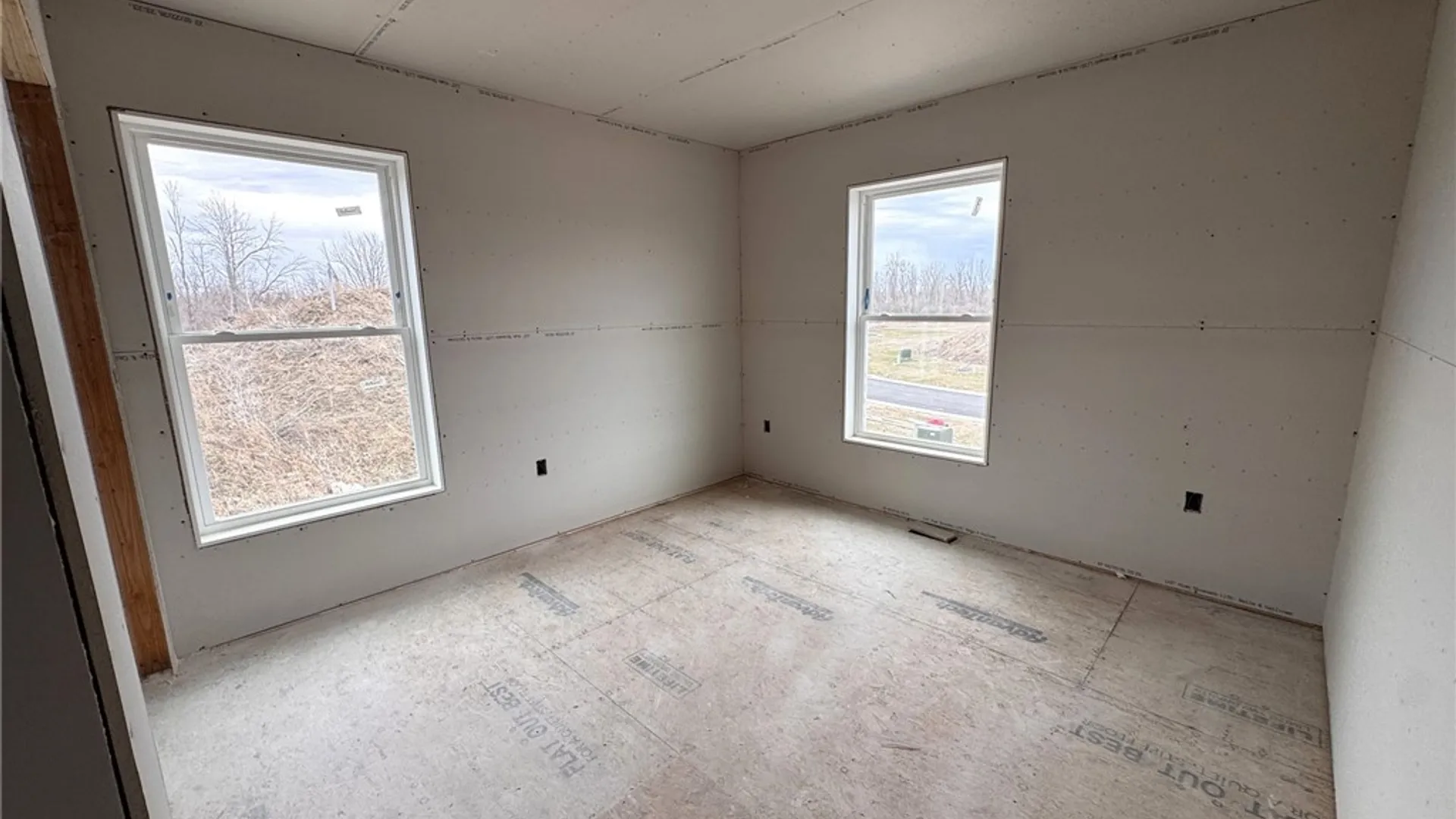 Property at 230 Bronze Leaf Trail, Greece, NY 14612 22