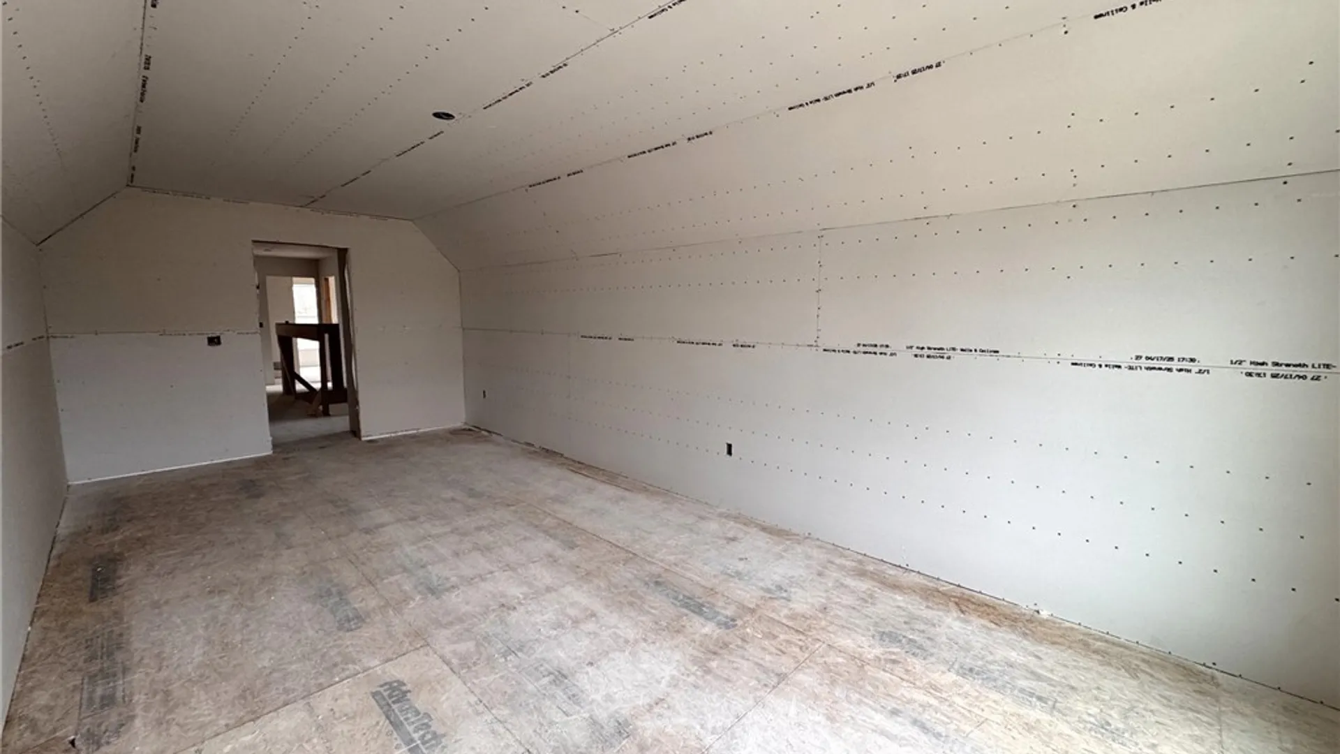 Property at 230 Bronze Leaf Trail, Greece, NY 14612 27