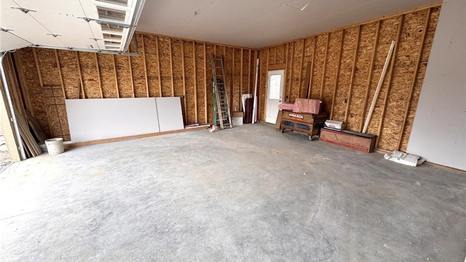 Property at 230 Bronze Leaf Trail, Greece, NY 14612 32