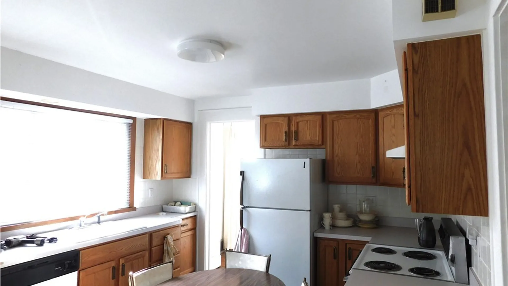 Property at 205 SHOTWELL PARK Park, Syracuse, NY 13206 16