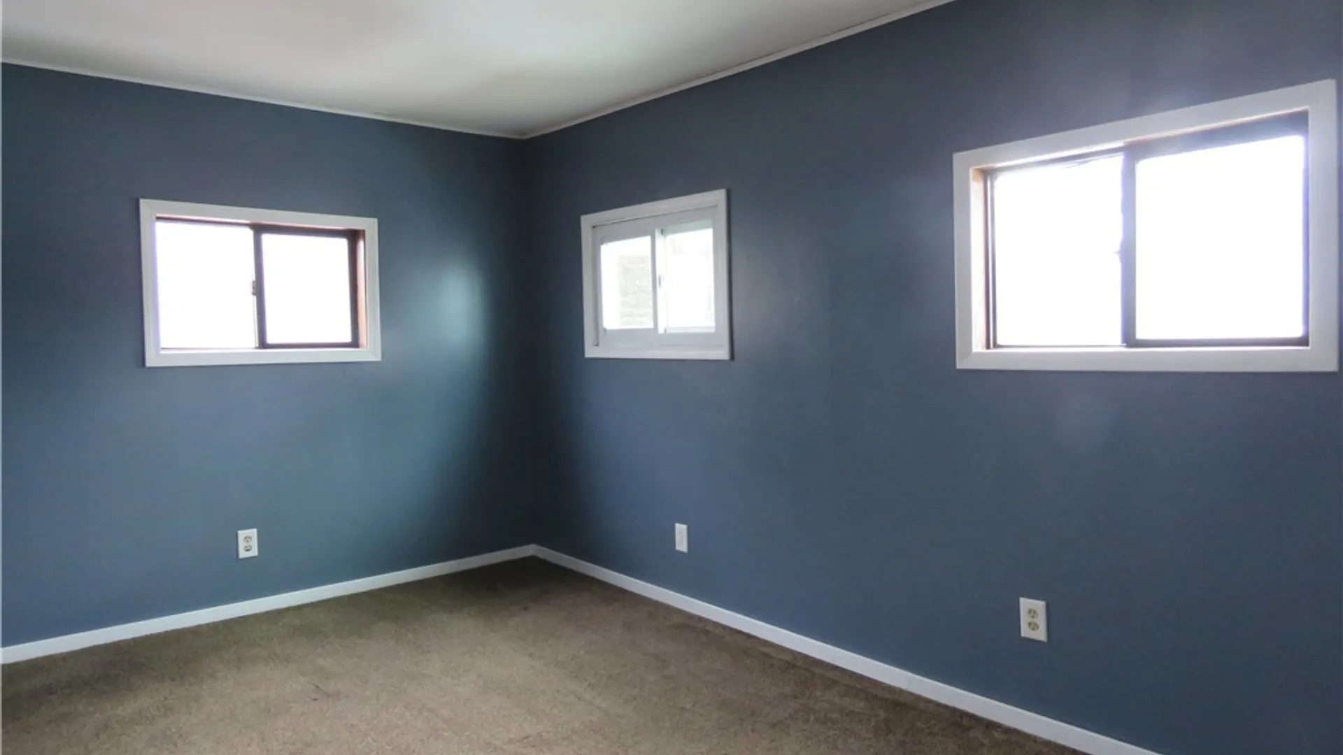 Property at 5841 Lakeview Terrace, Hamburg, NY 14085 28