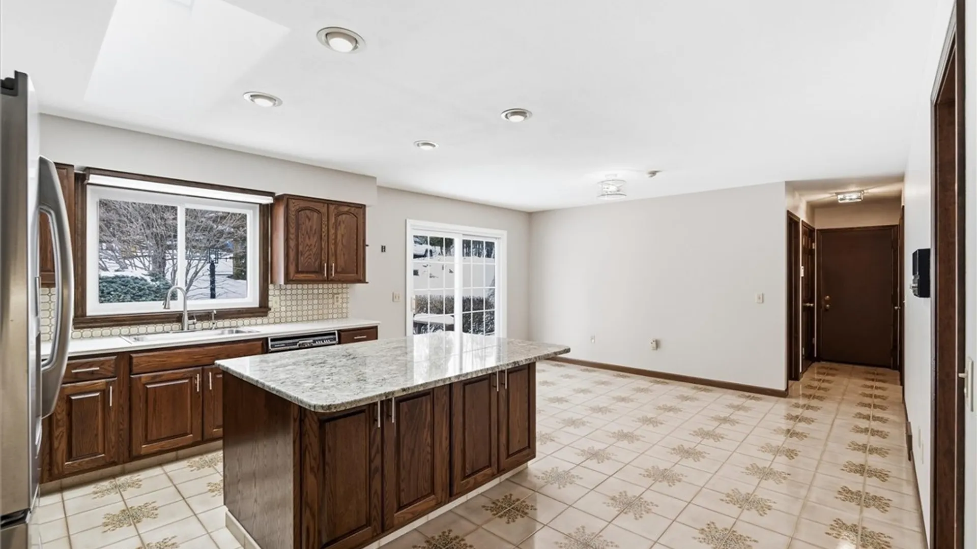 Property at 8205 Duvall Circle, Manlius, NY 13104 13