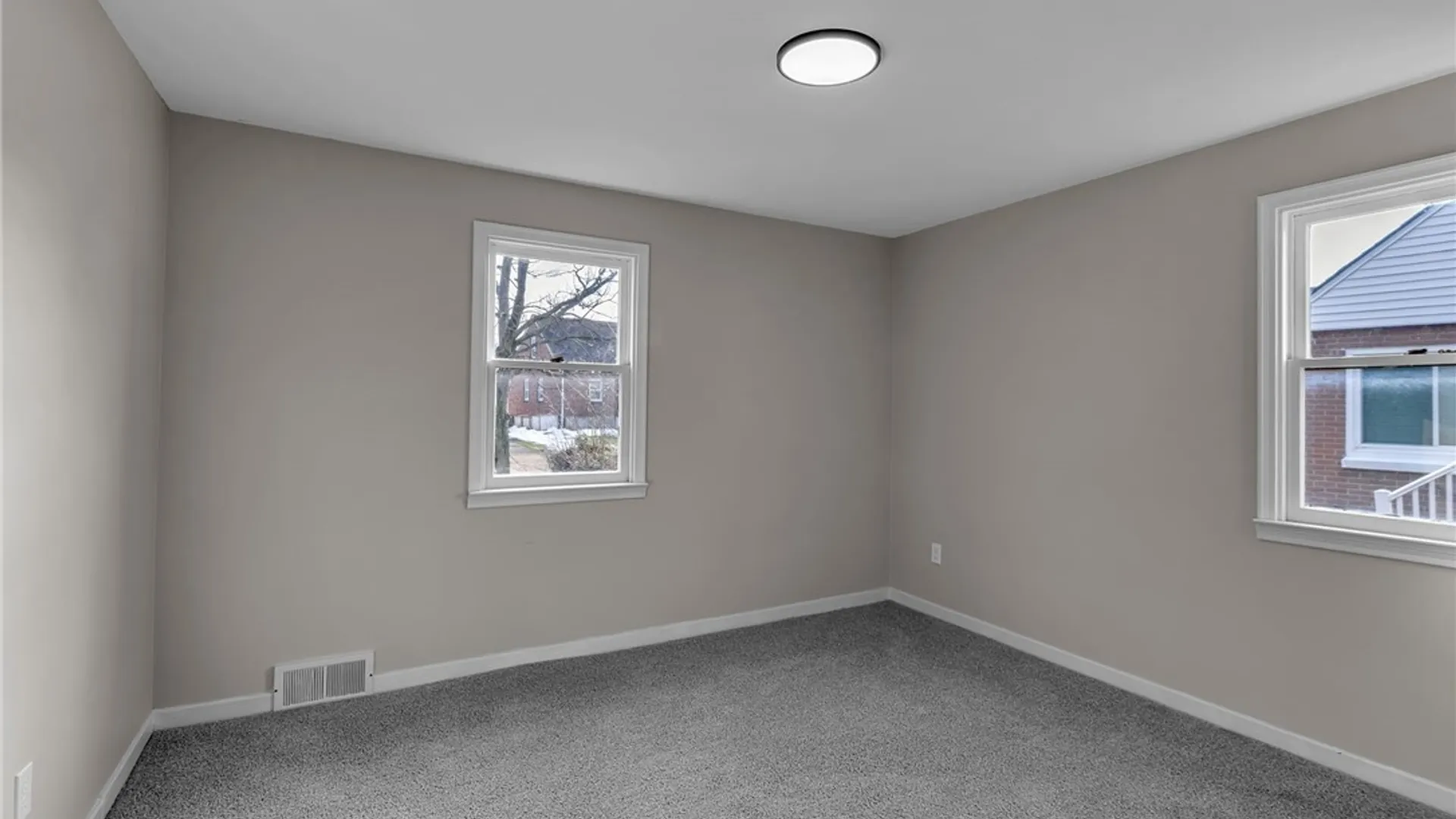 Property at 92 Sharon Parkway, Lackawanna, NY 14218 25