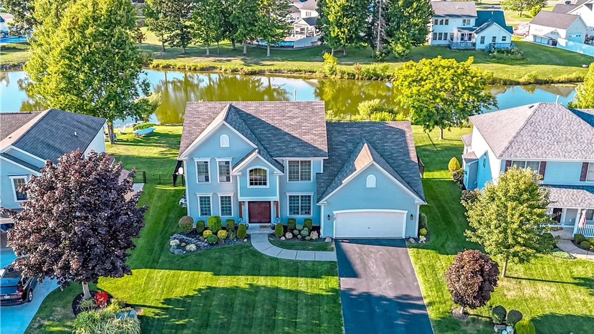 Property at 6382 Pincherry Way, Hamburg, NY 14085 6