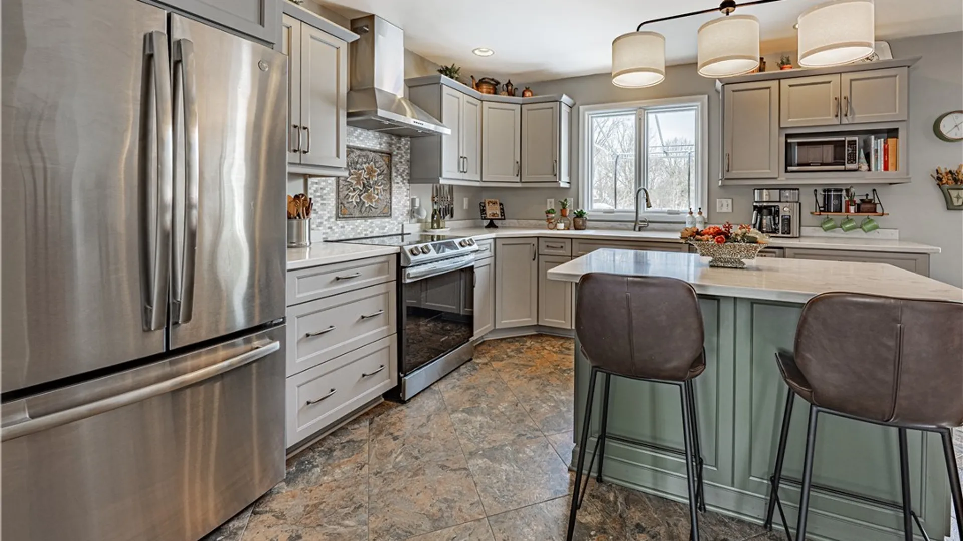 Property at 2517 Danielle Drive, Wheatfield, NY 14304 11