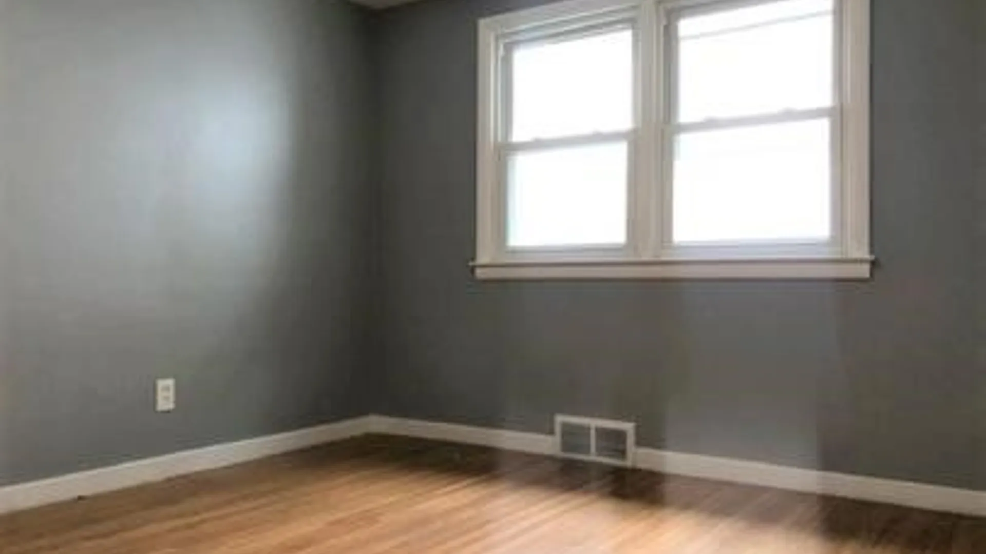 Property at 405 Grover Cleveland Highway, Amherst, NY 14226 13