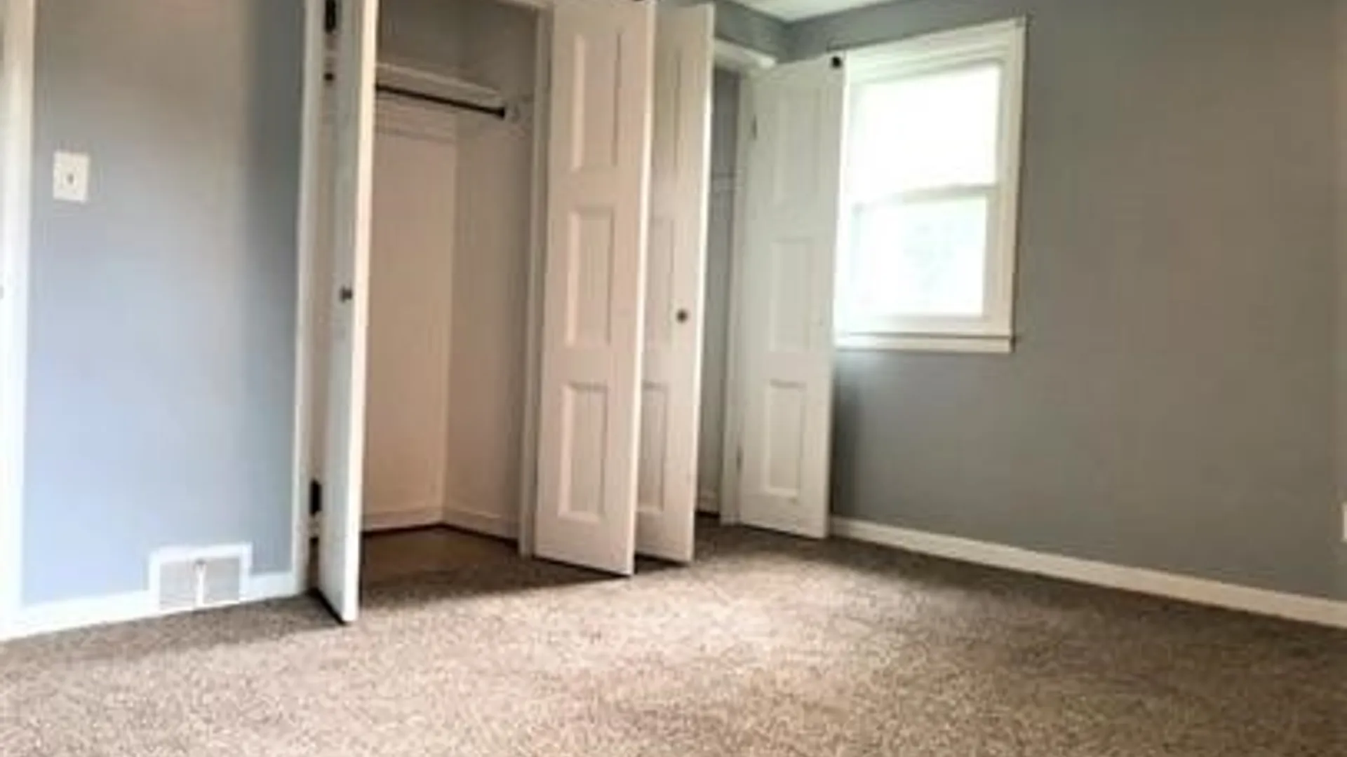Property at 405 Grover Cleveland Highway, Amherst, NY 14226 14