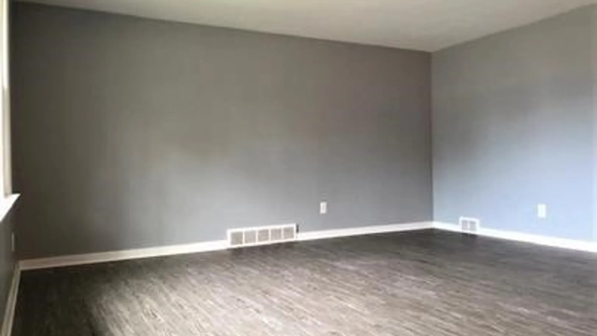 Property at 405 Grover Cleveland Highway, Amherst, NY 14226 6