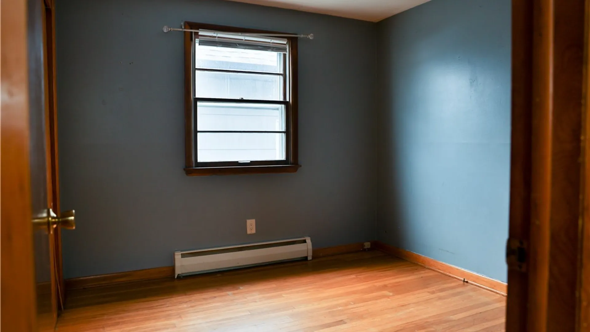 Property at 41 Aurora Avenue, West Seneca, NY 14224 11