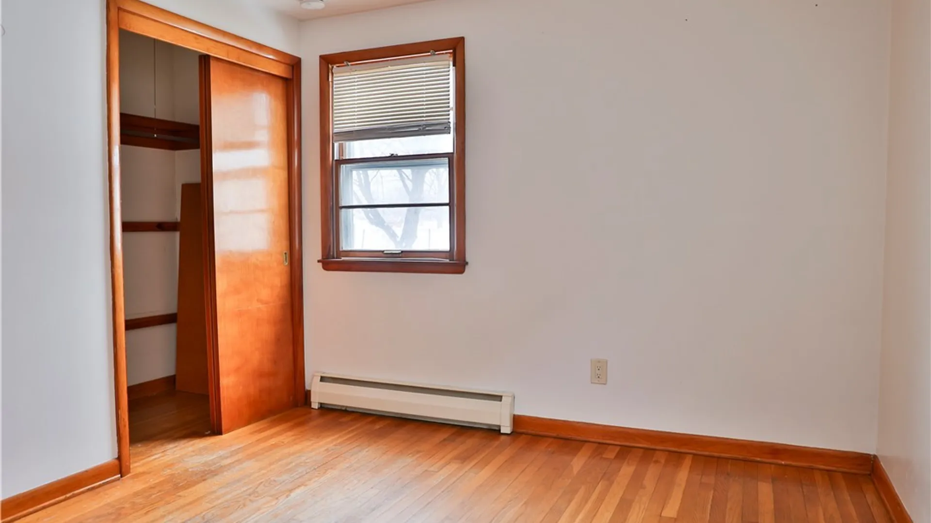 Property at 41 Aurora Avenue, West Seneca, NY 14224 14