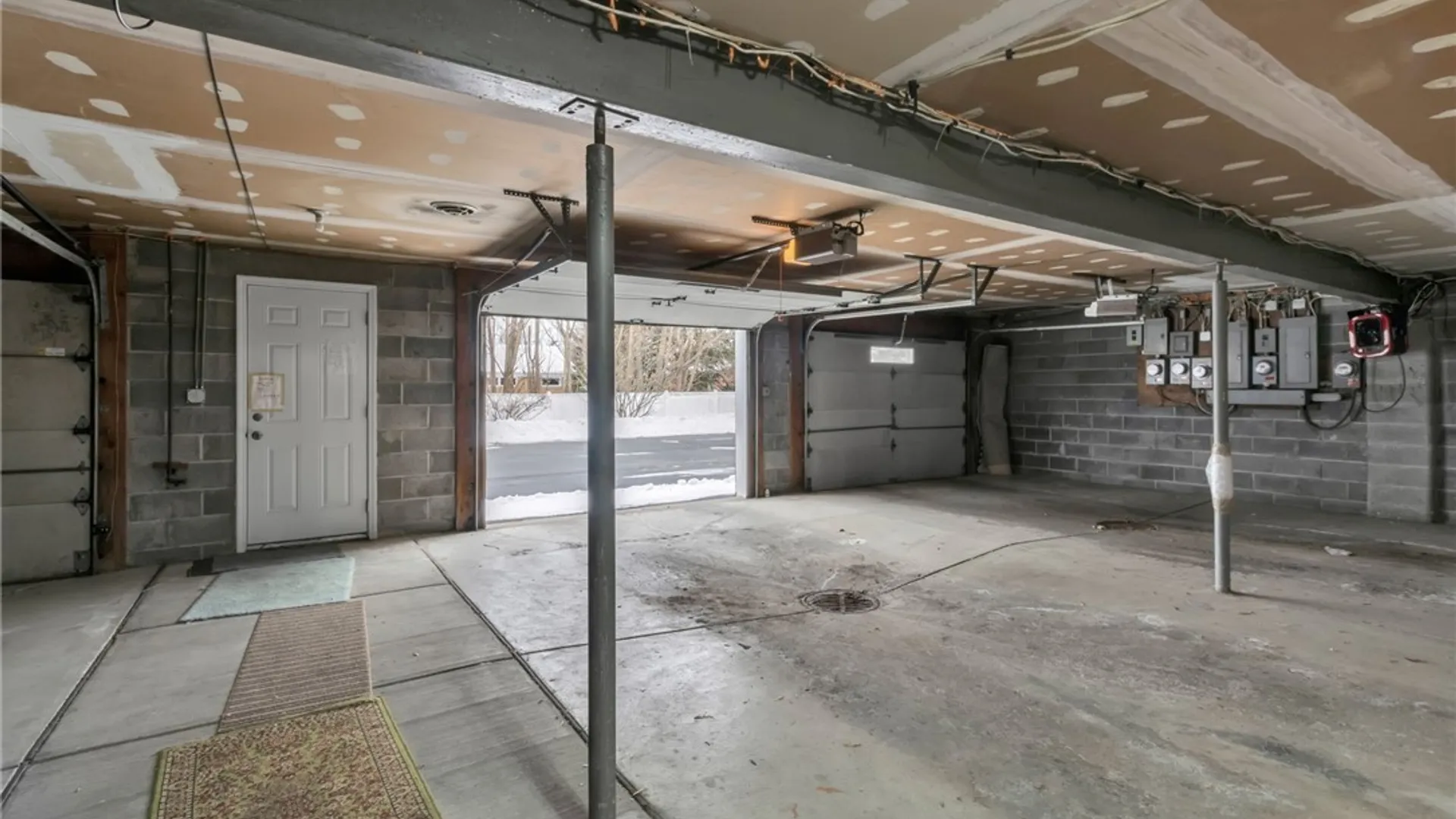 Property at 335 Cayuga Road, Amherst, NY 14221 23