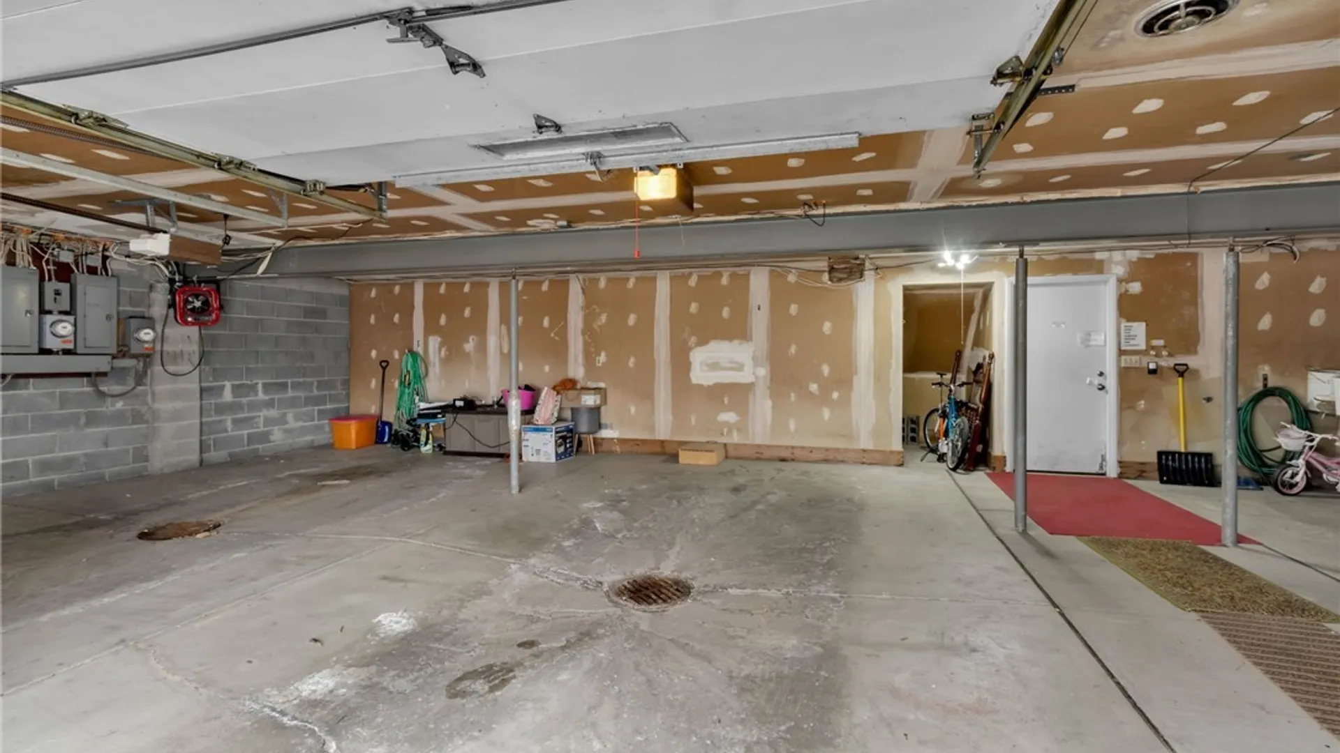 Property at 335 Cayuga Road, Amherst, NY 14221 24