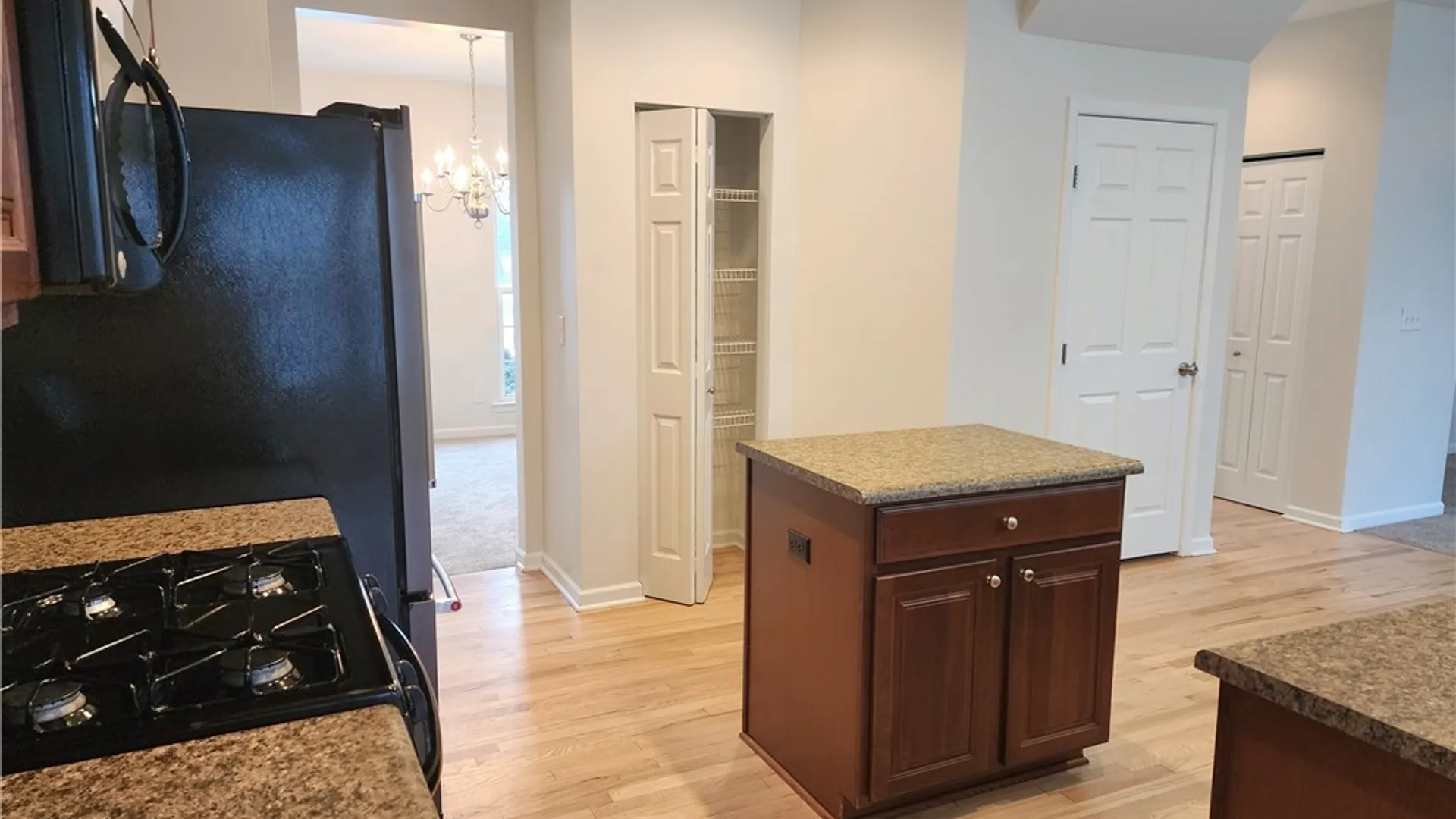 Property at 5871 Pinehurst Court, Hamburg, NY 14085 8