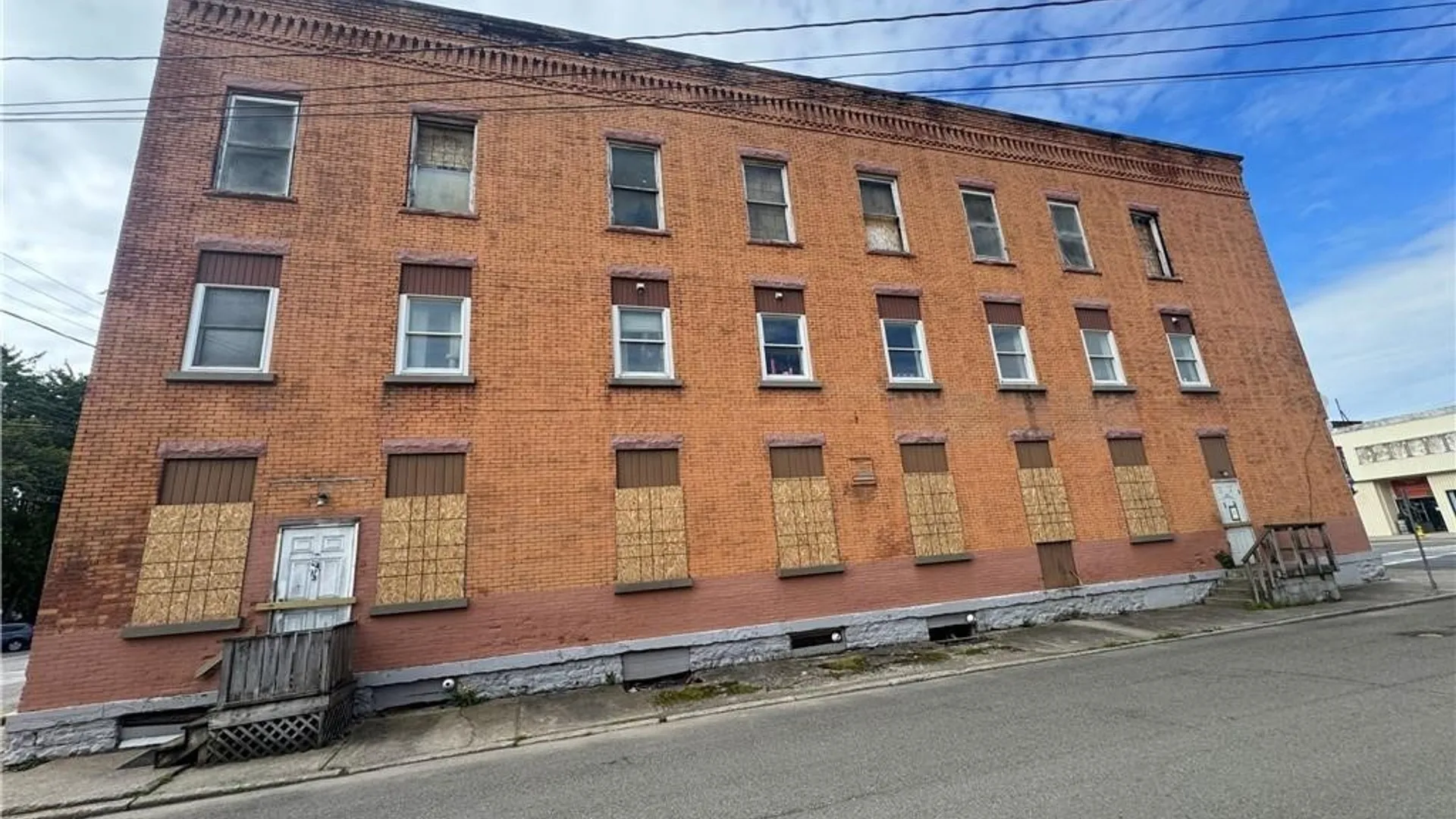 Property at 94 Main Street, Warsaw, NY 14569 3