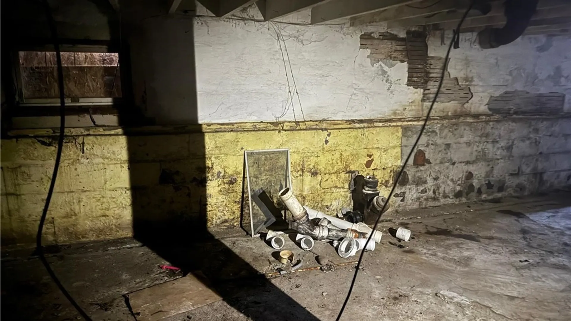 Property at 7211 Stephenson Avenue, Niagara Falls, NY 14304 14