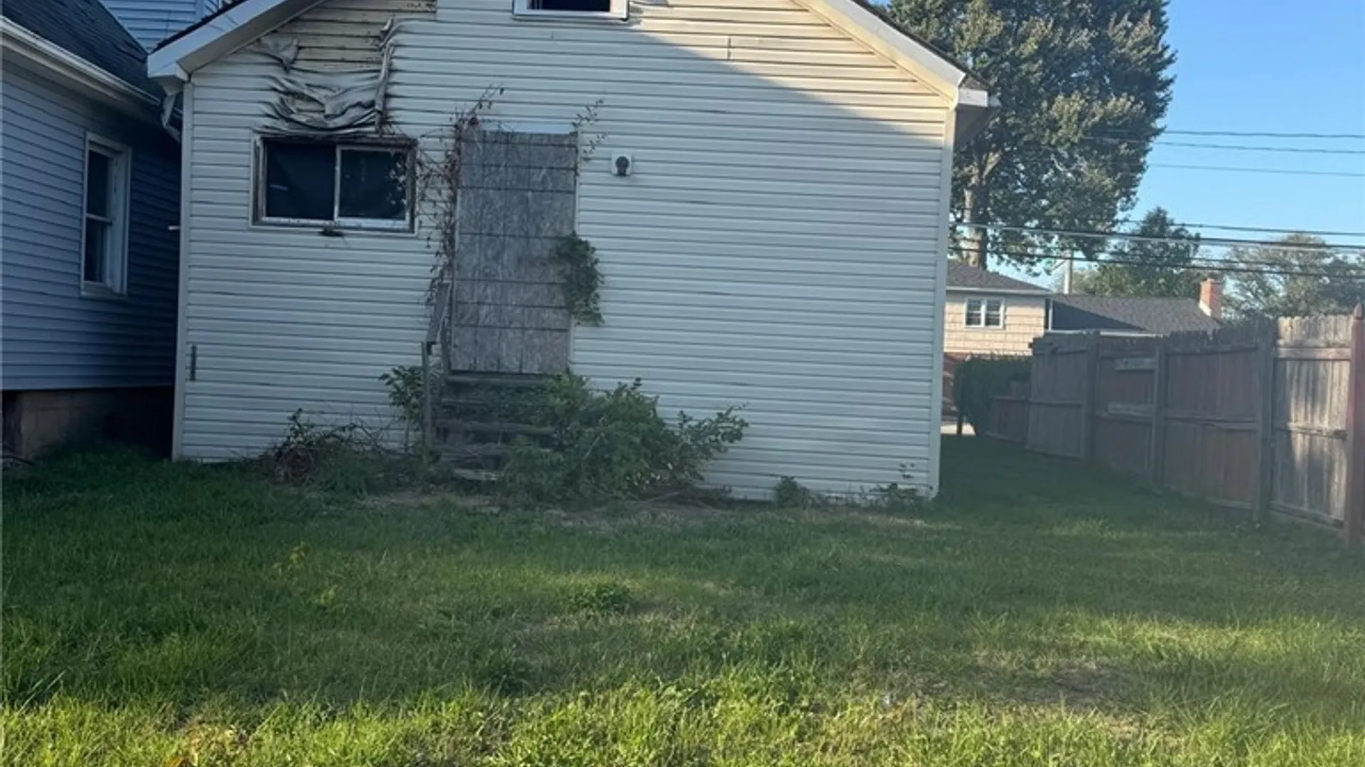 Property at 7211 Stephenson Avenue, Niagara Falls, NY 14304 9