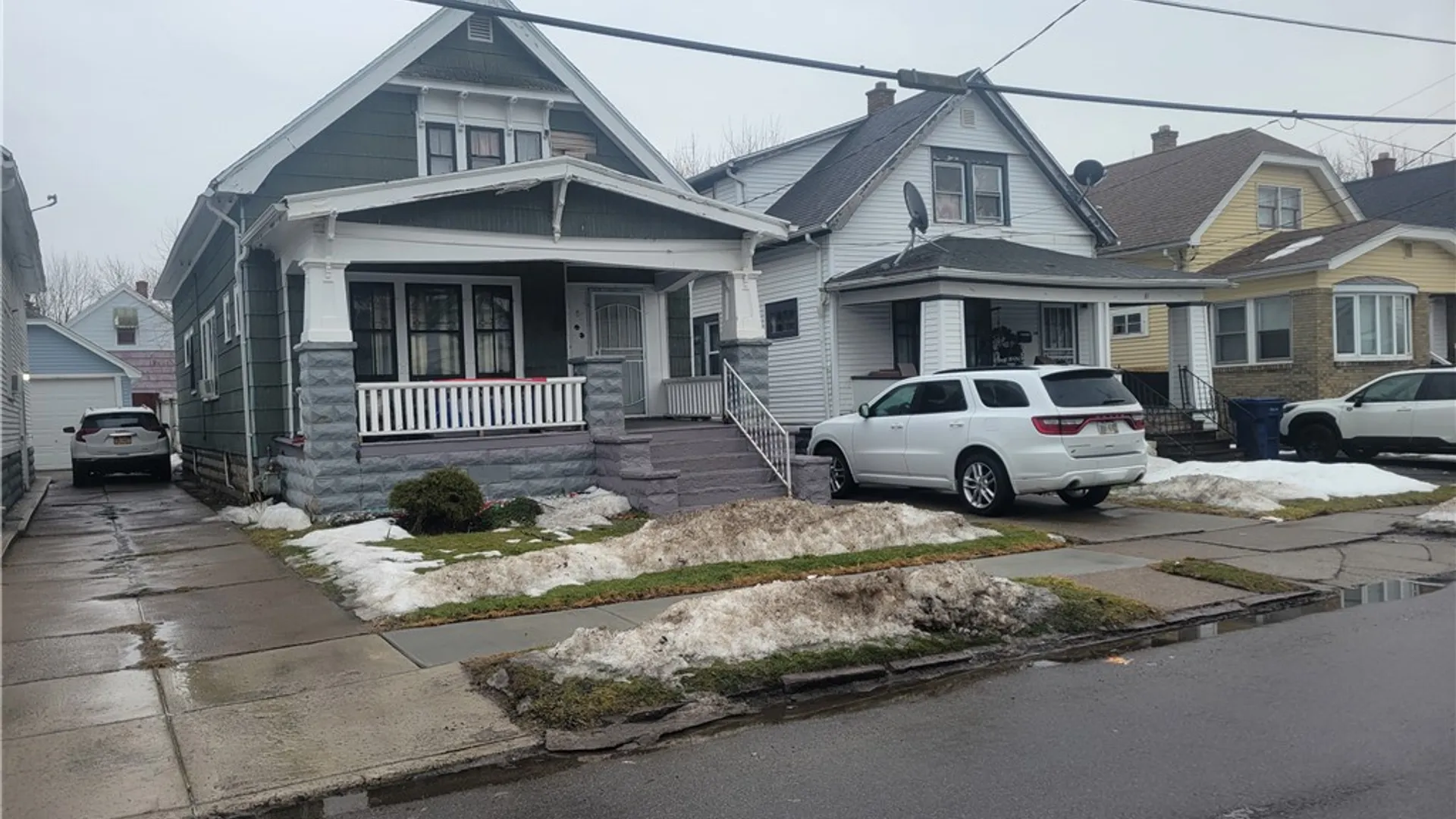 Property at 83 Courtland Avenue, Buffalo, NY 14215 2