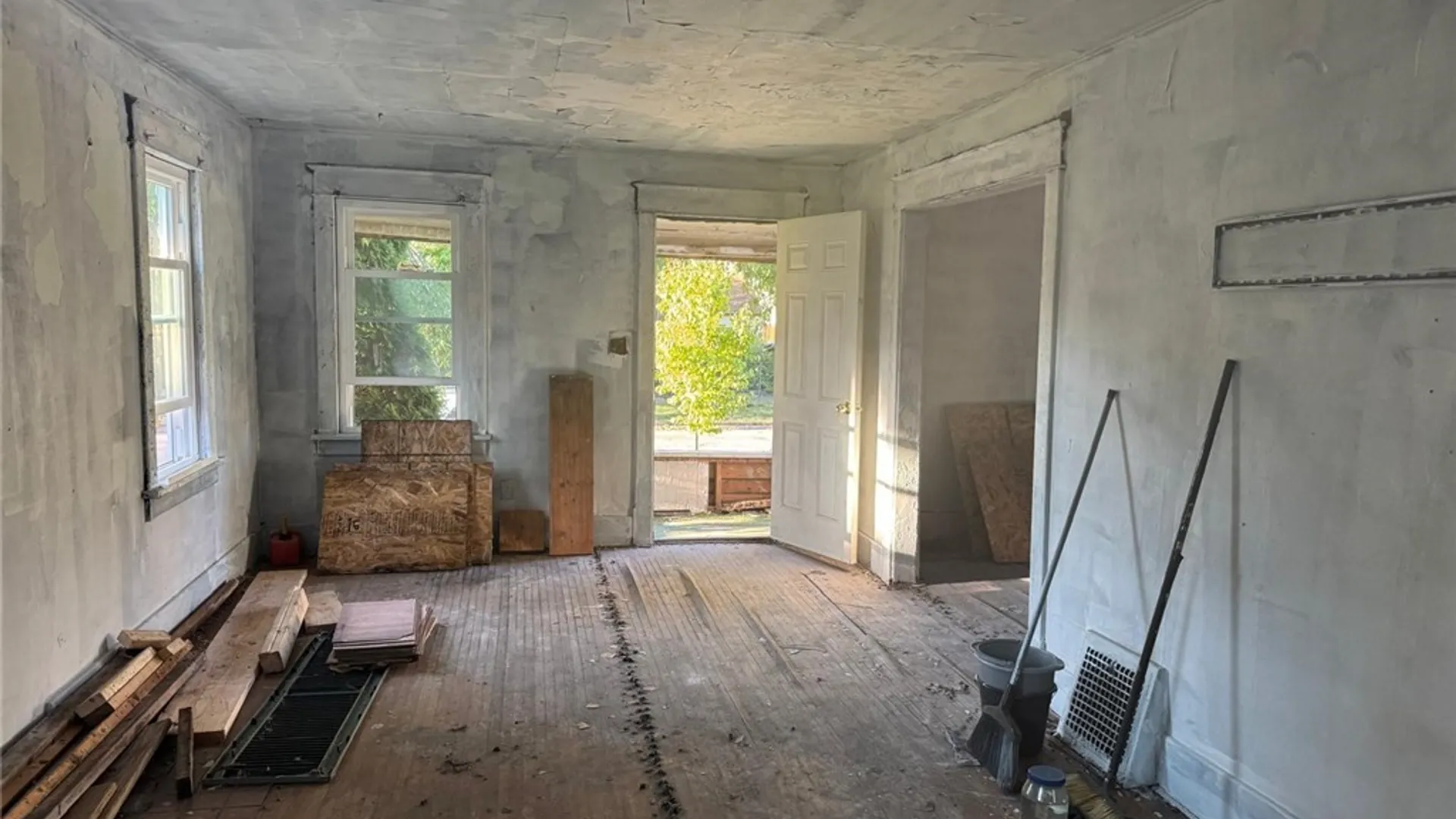 Property at 8623 Lindbergh Avenue, Niagara Falls, NY 14304 33