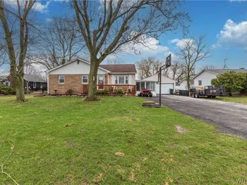 Property at 6795 Nash Road, Wheatfield, NY 14120