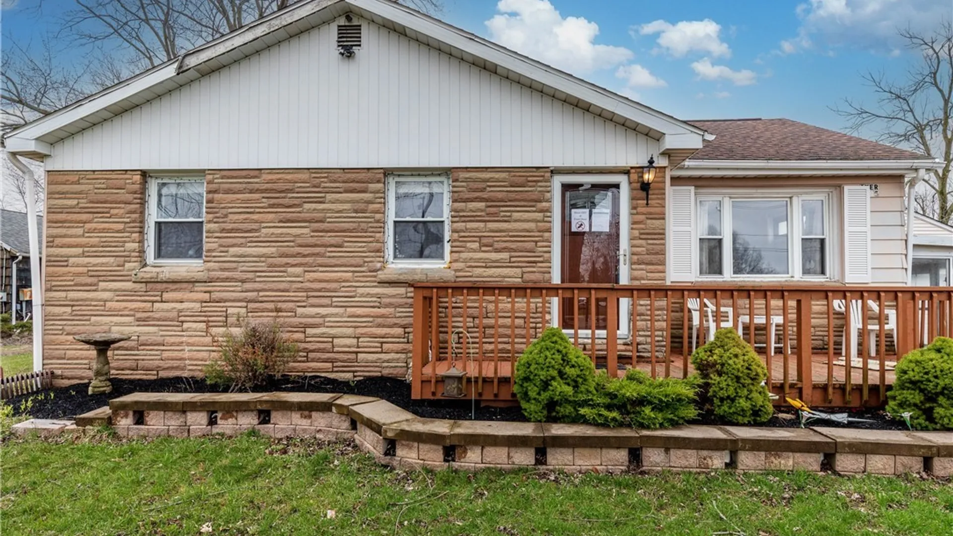 Property at 6795 Nash Road, Wheatfield, NY 14120 2