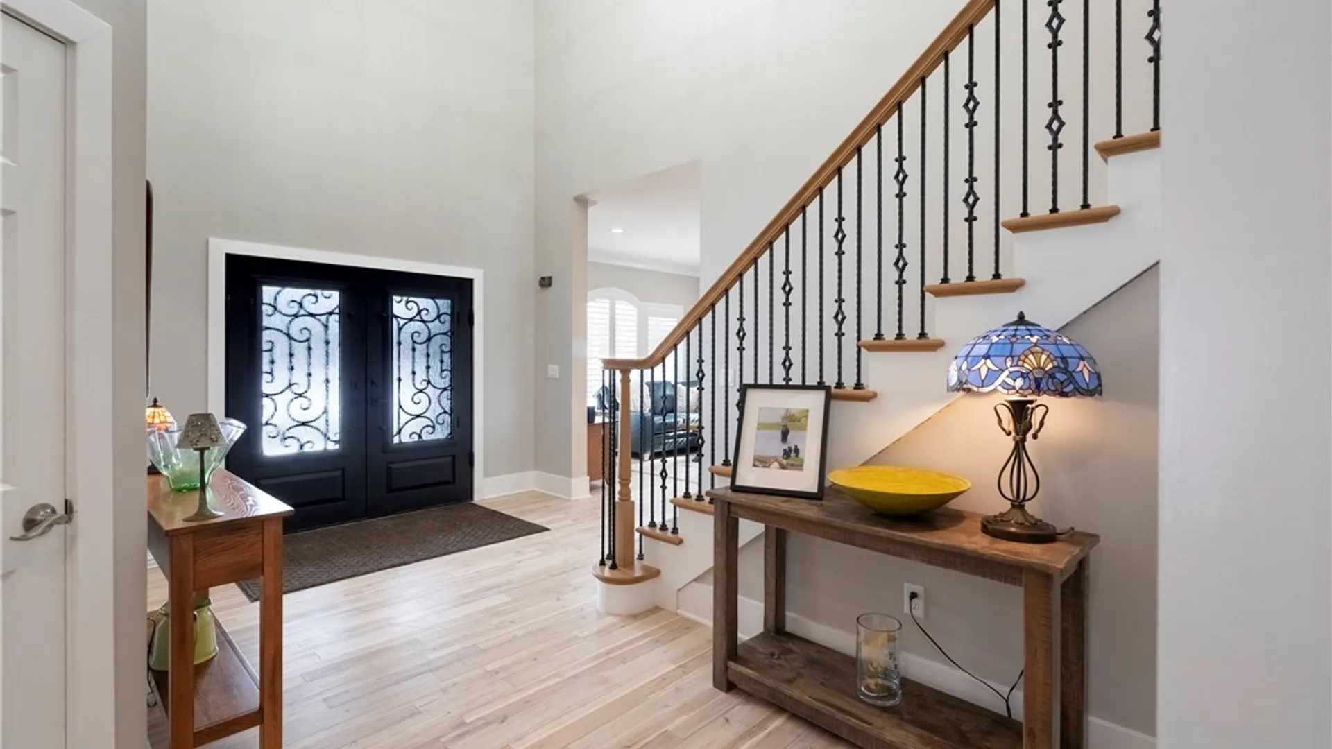 Property at 4990 Kraus Road, Clarence, NY 14031 2