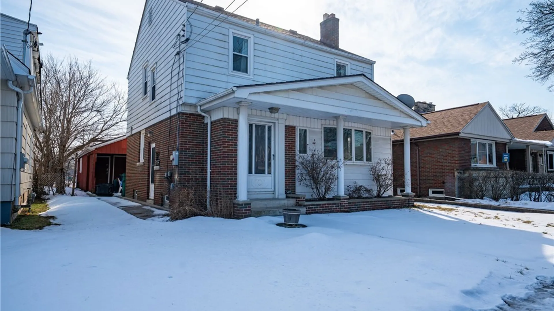 Property at 1711 Walnut Avenue, Niagara Falls, NY 14301 2