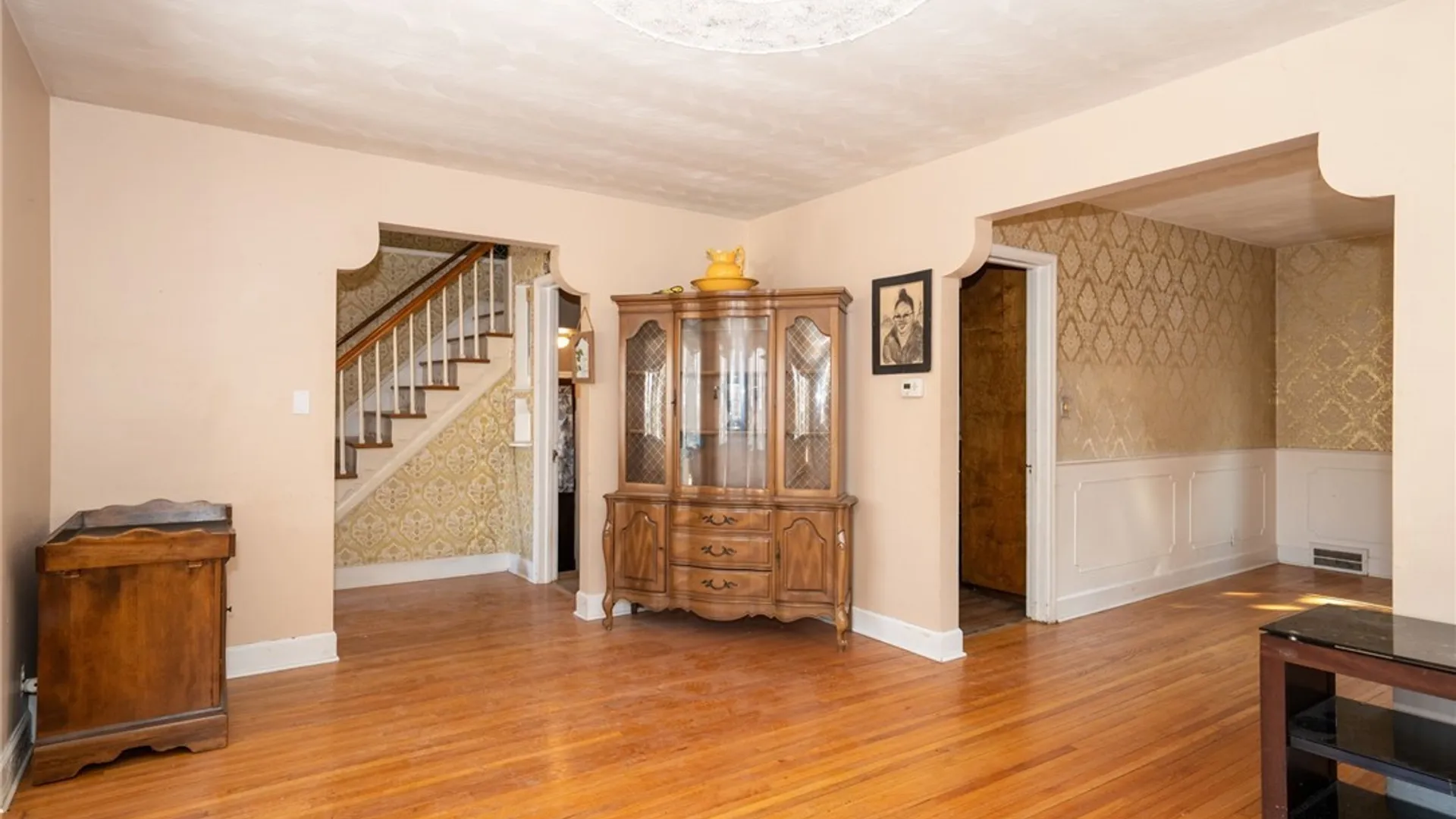 Property at 1711 Walnut Avenue, Niagara Falls, NY 14301 8