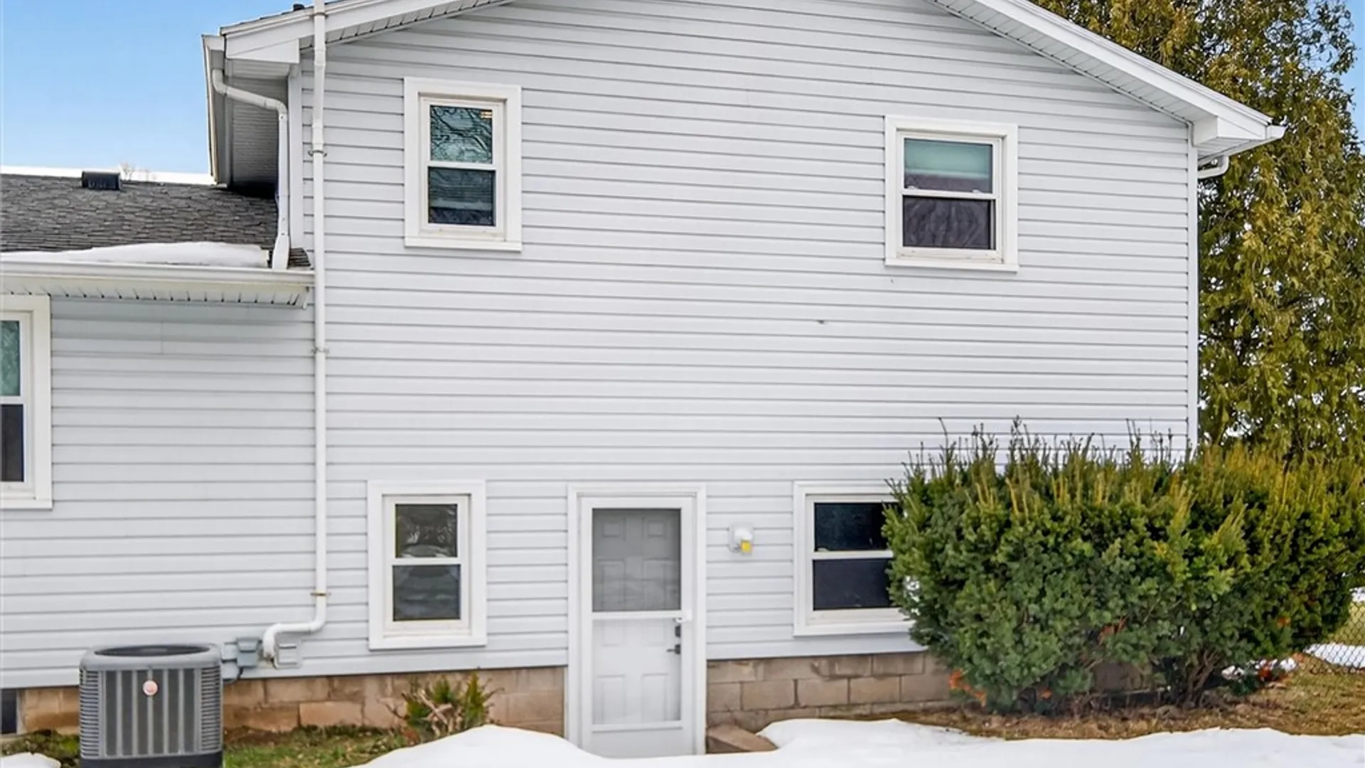 Property at 320 Parma Center Road, Parma, NY 14468 43