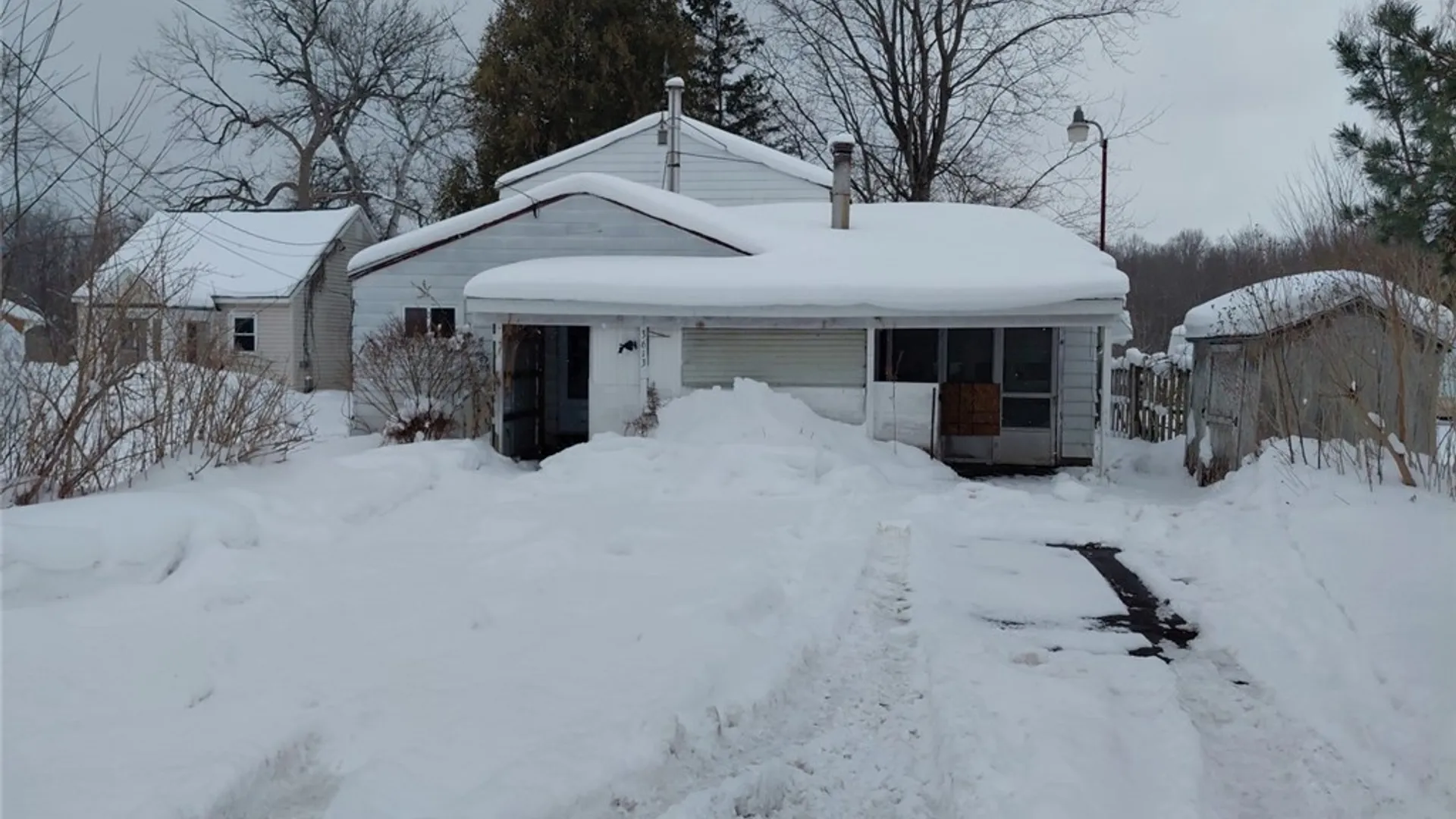 Property at 3613 Bonstead Road, Clay, NY 13041 2