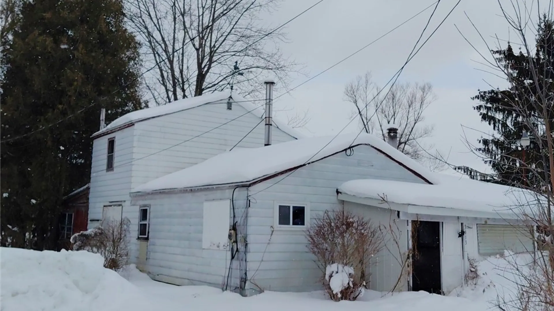 Property at 3613 Bonstead Road, Clay, NY 13041 4