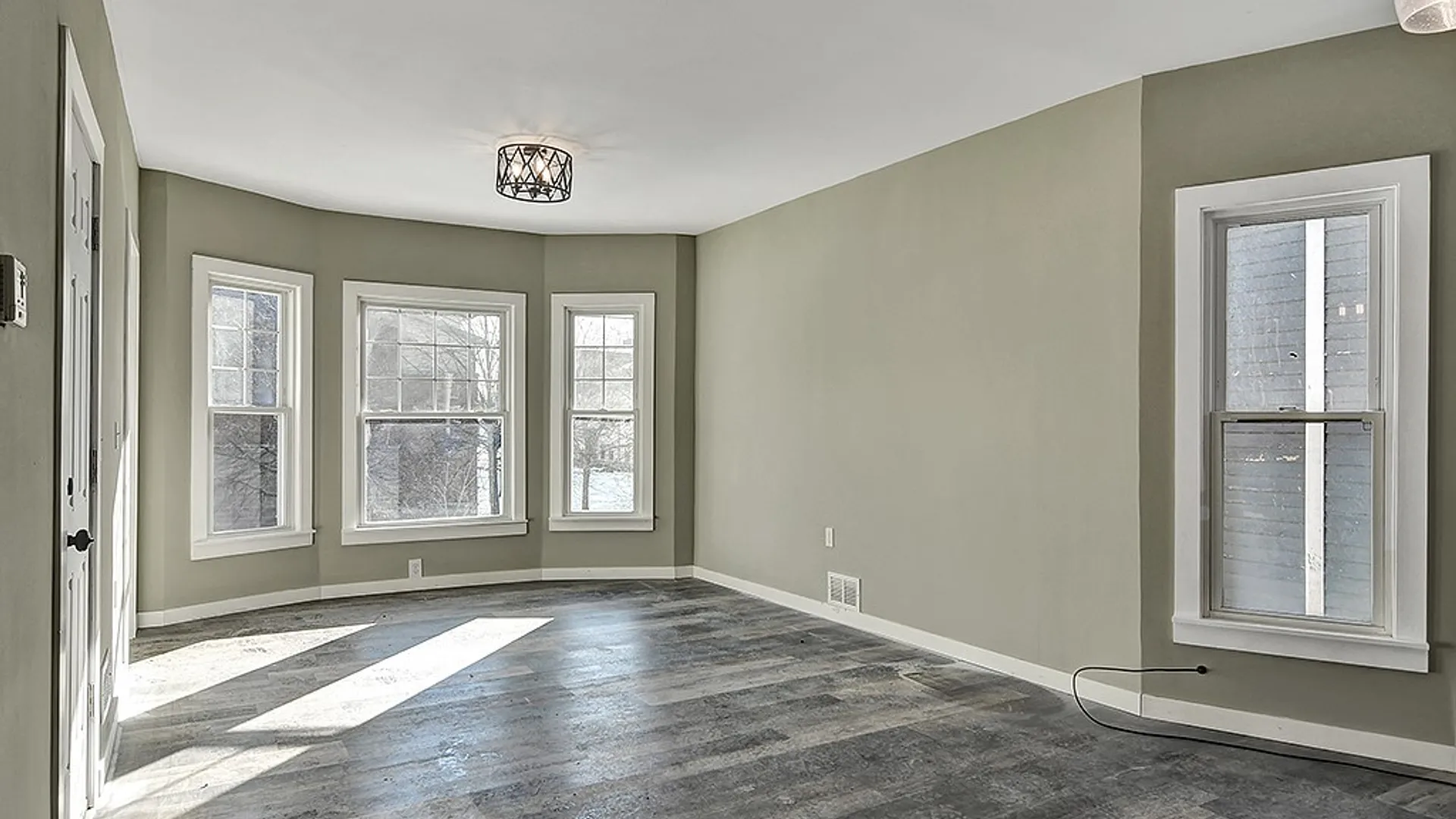 Property at 162 Harvard Place, Buffalo, NY 14209 4