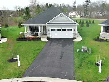 6385 Boston State Road, Hamburg, NY 14075