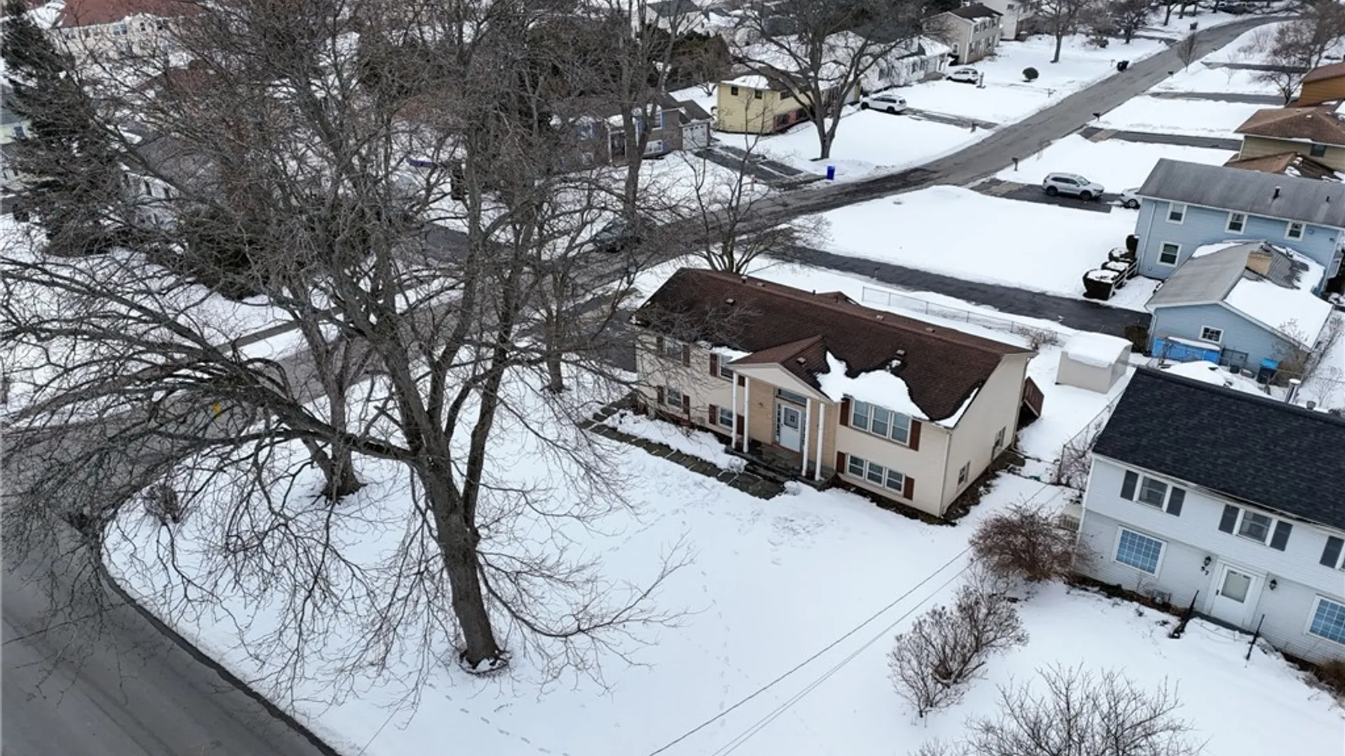 Property at 47 Newport Road, Irondequoit, NY 14622 49