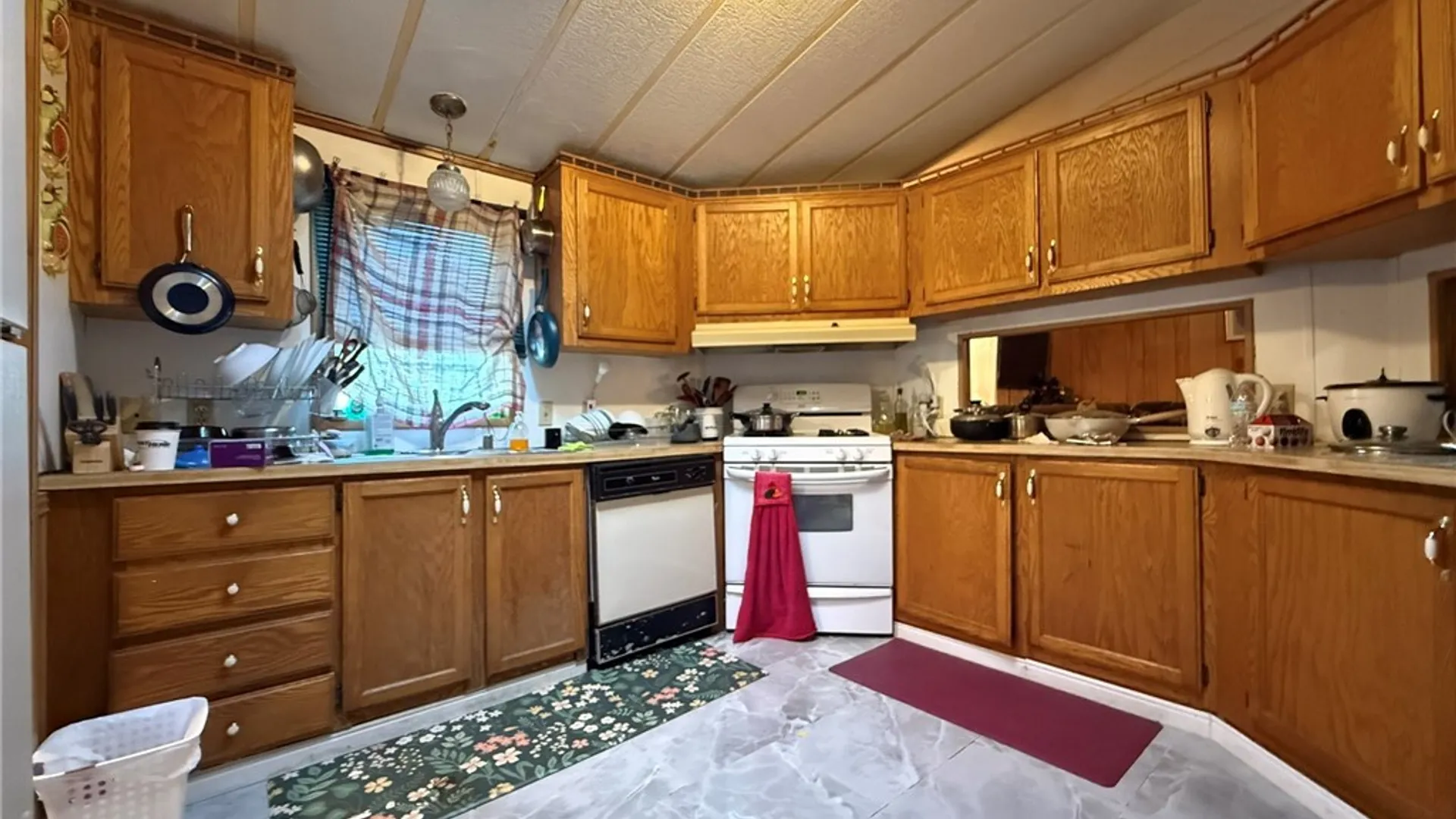 Property at 455 Chestnut Drive, Lockport Town, NY 14094 12