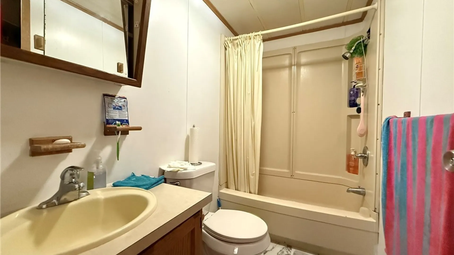 Property at 455 Chestnut Drive, Lockport Town, NY 14094 23