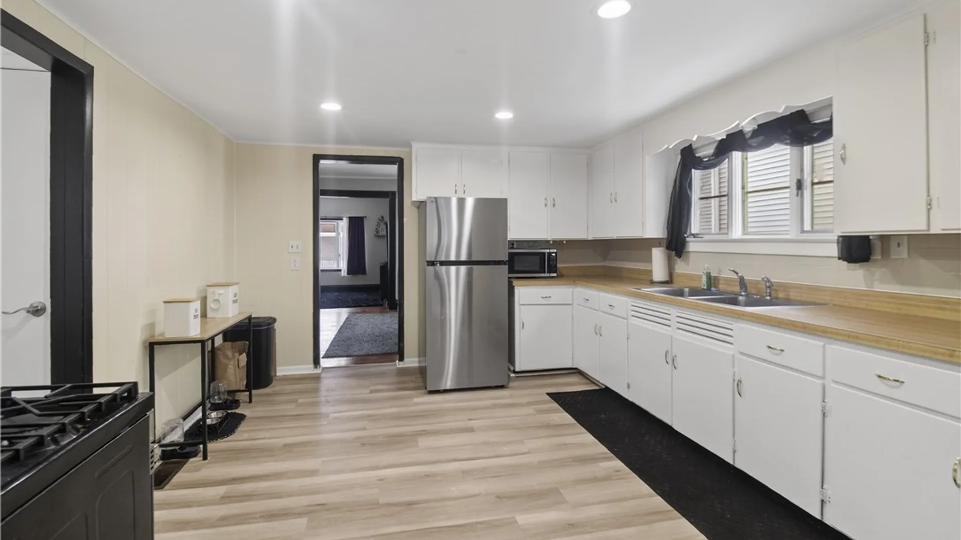 Property at 1213 Walnut Street, Utica, NY 13502 10