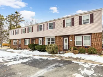Property at 15 Farmbrook Drive, Farmington, NY 14425