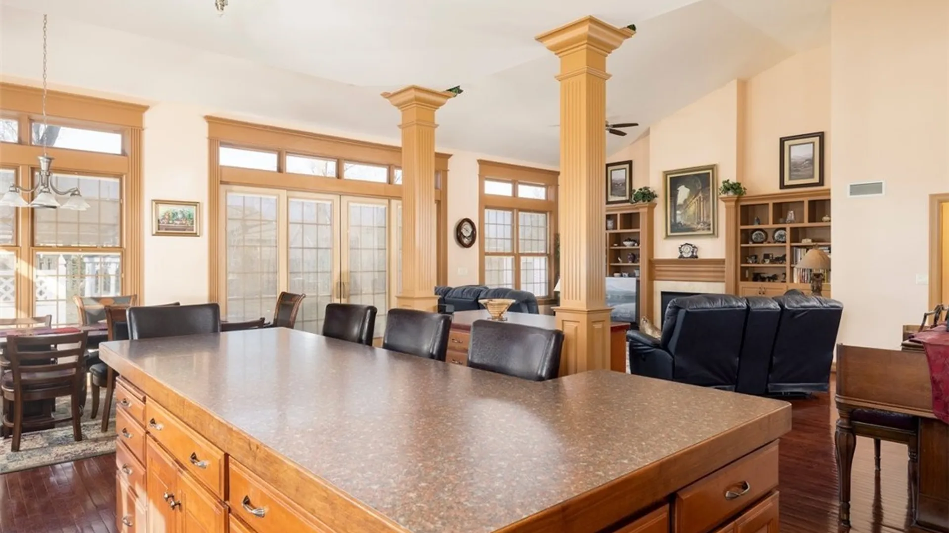 Property at 860 Union Road, West Seneca, NY 14224 16