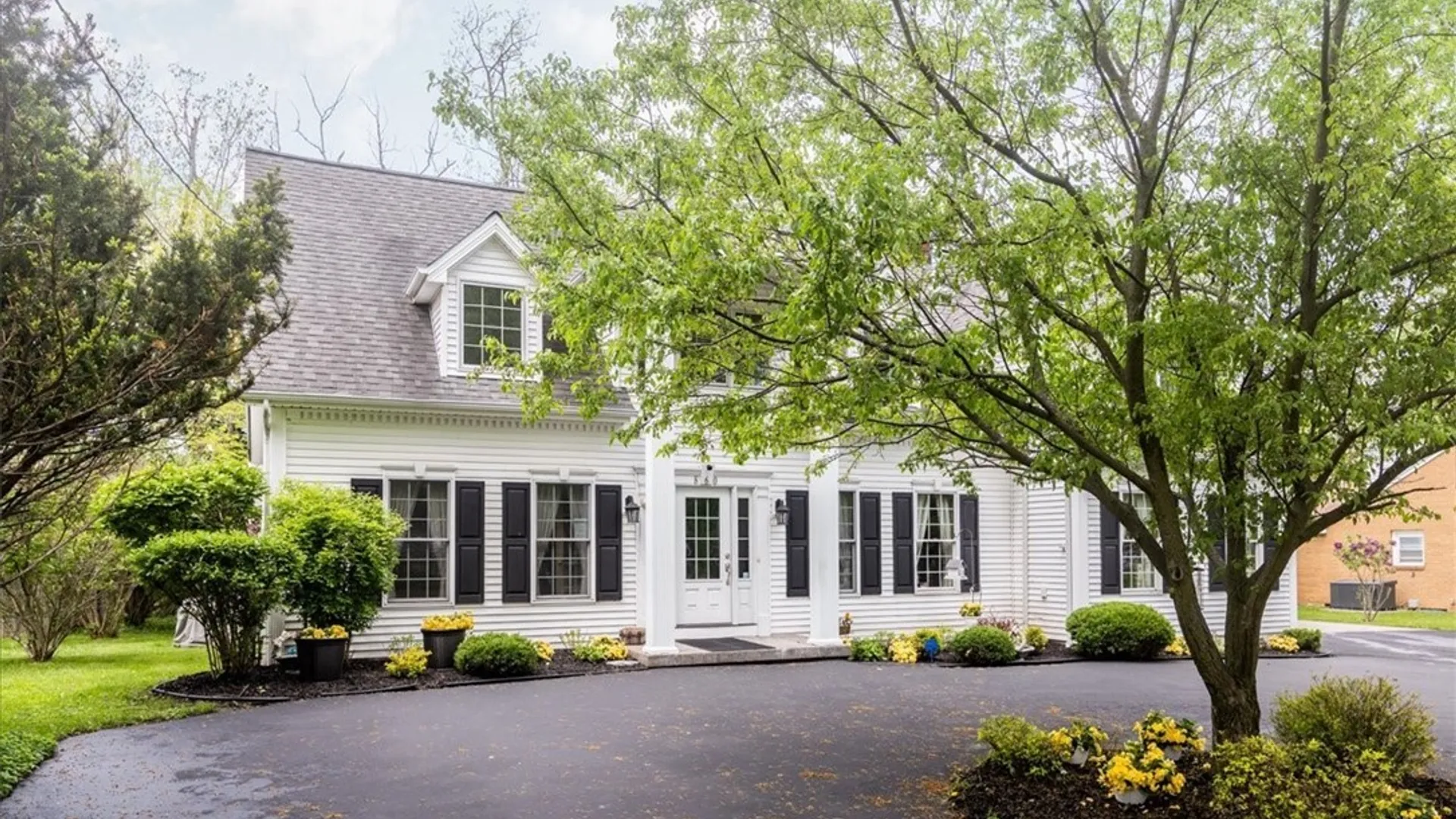 Property at 860 Union Road, West Seneca, NY 14224 46