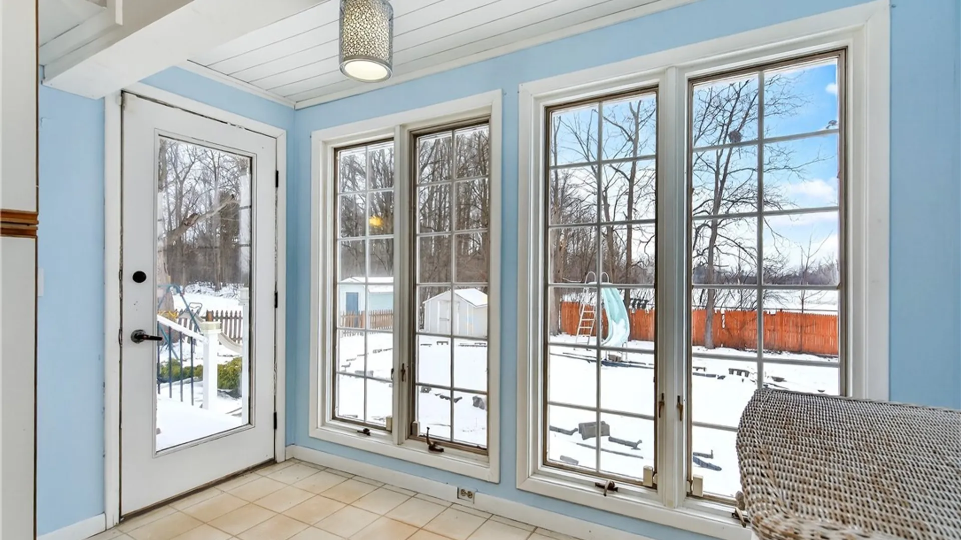 Property at 5007 Overlook, Hamburg, NY 14075 12