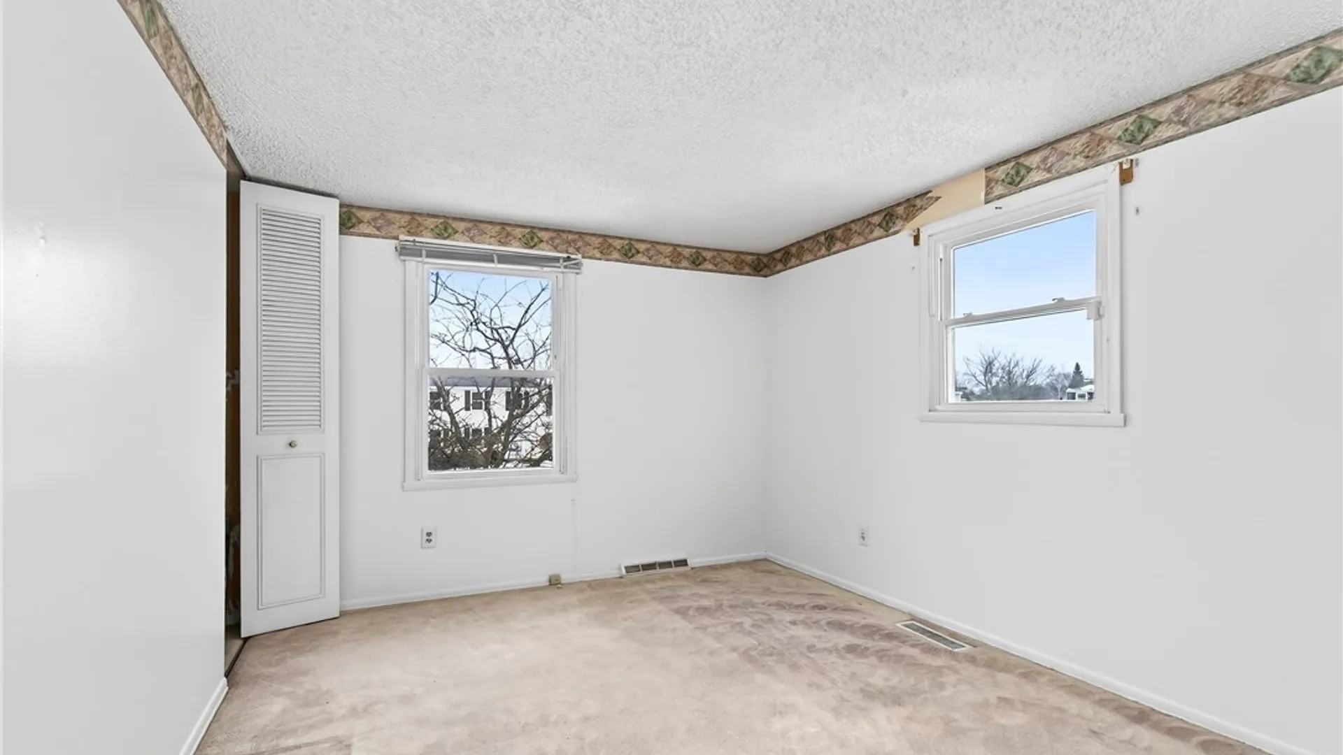 Property at 5007 Overlook, Hamburg, NY 14075 26