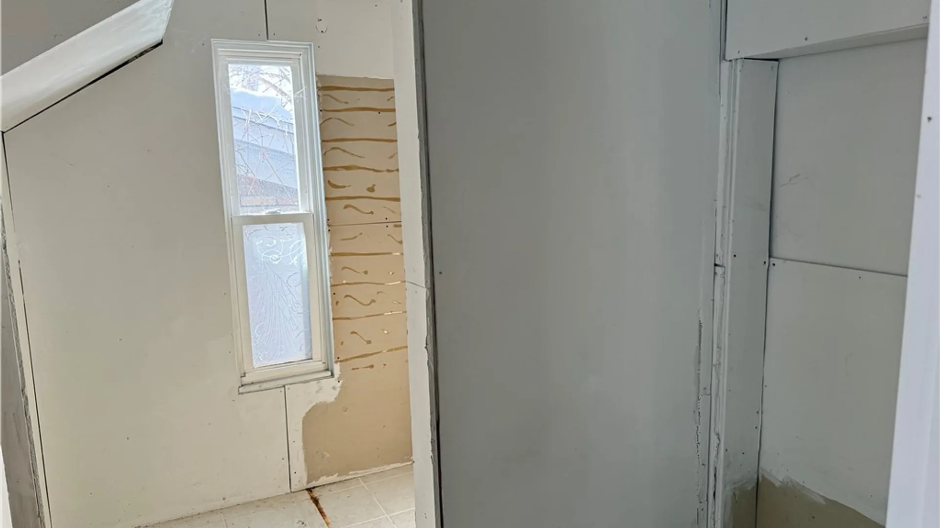 Property at 94 Schuyler Street, Oswego, NY 13126 15